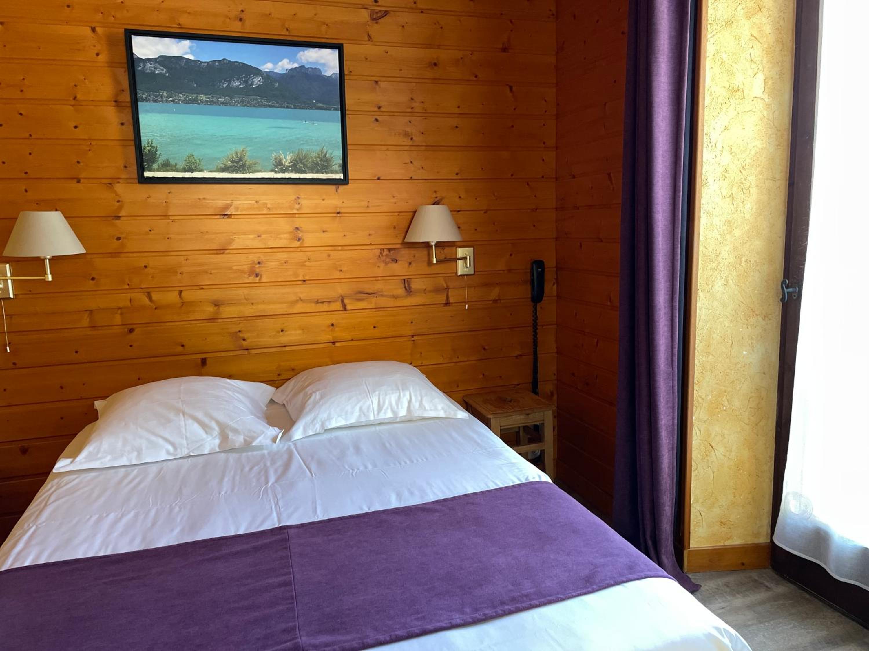 Classic Double Room - Lake Side - Photo 5
