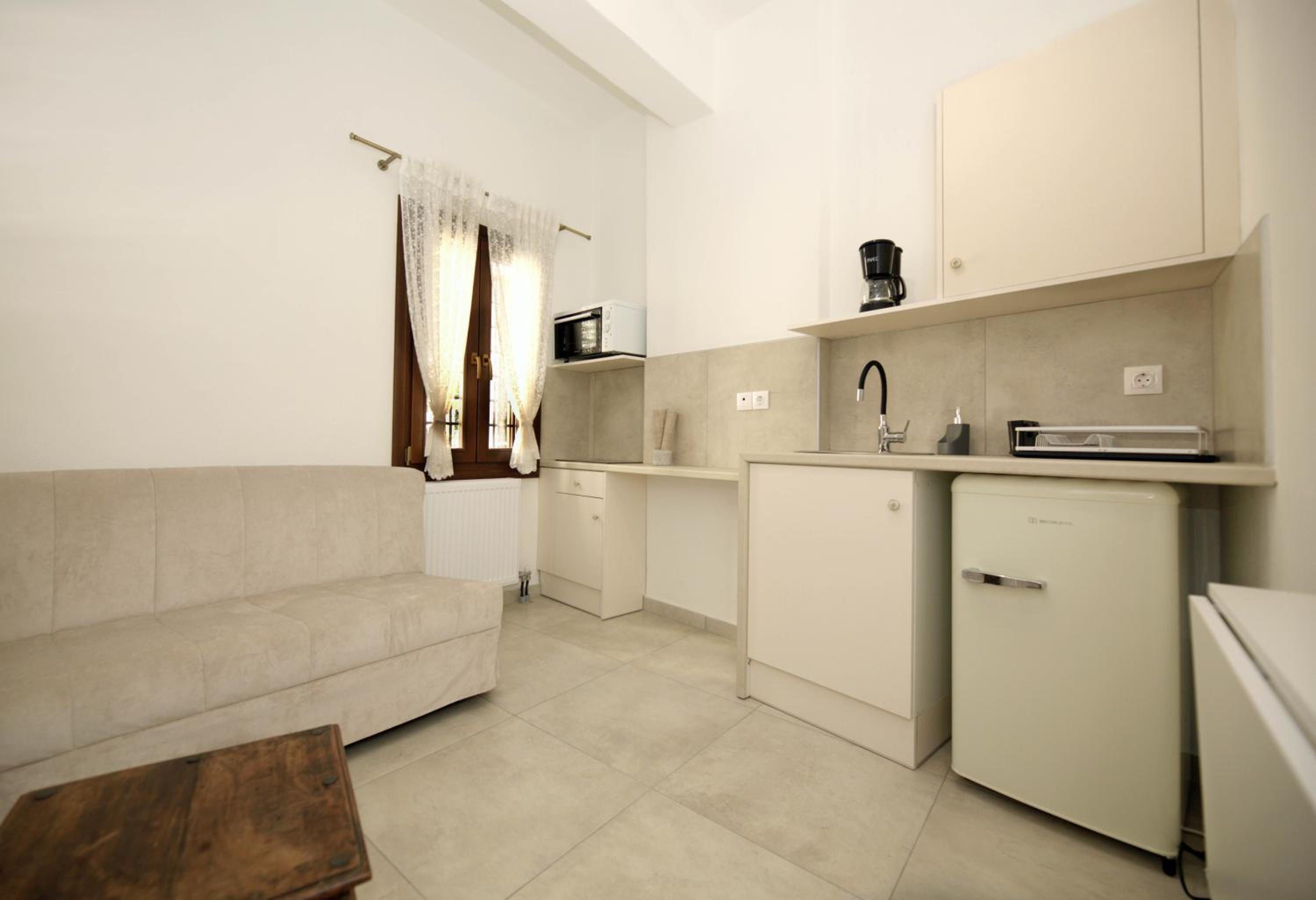 Apartment - Ground Floor photo 2