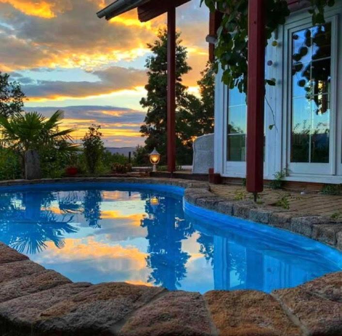 Three-Bedroom Apartment with Water View photo 1