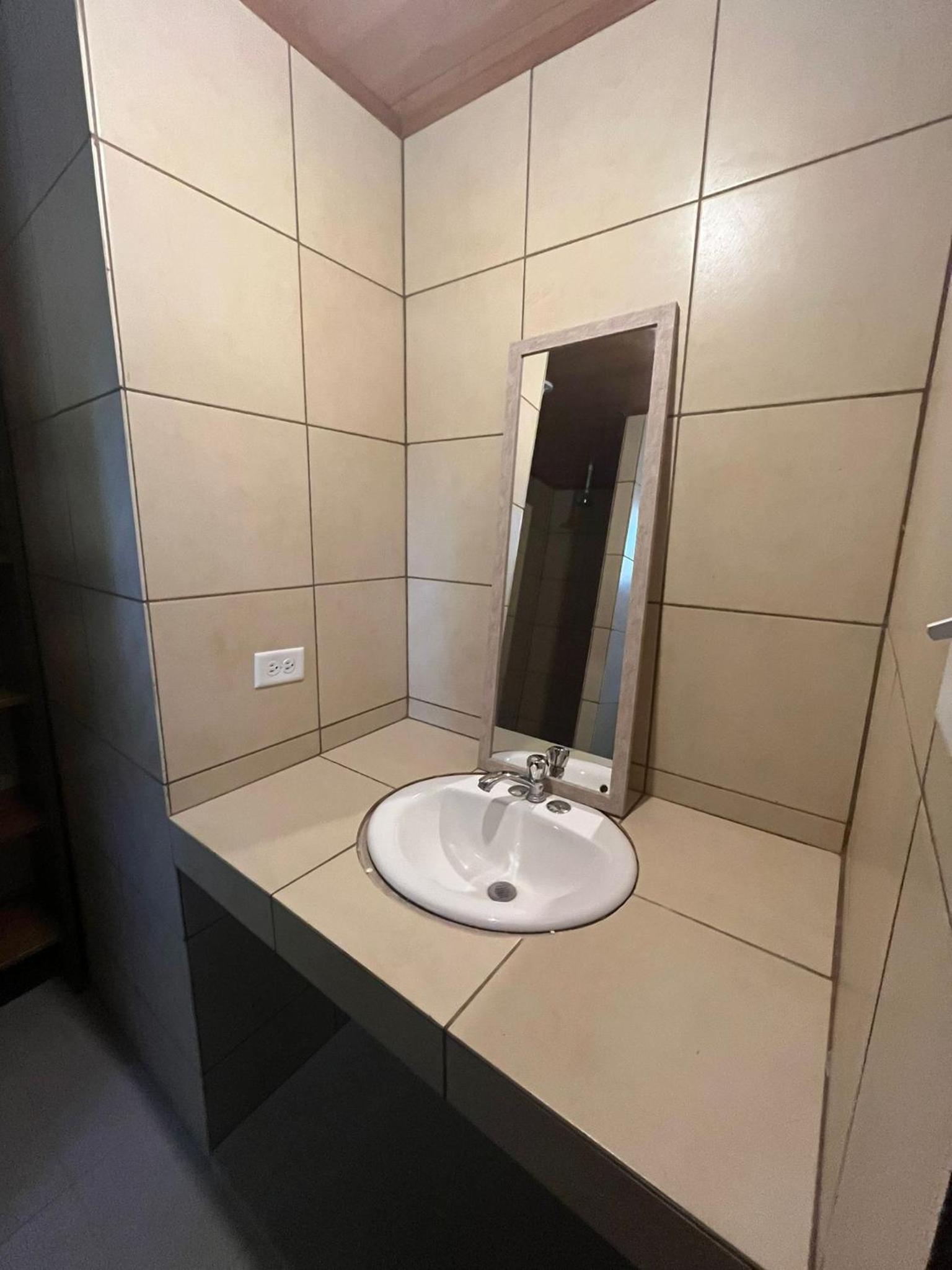 Triple Room with Private Bathroom photo 3