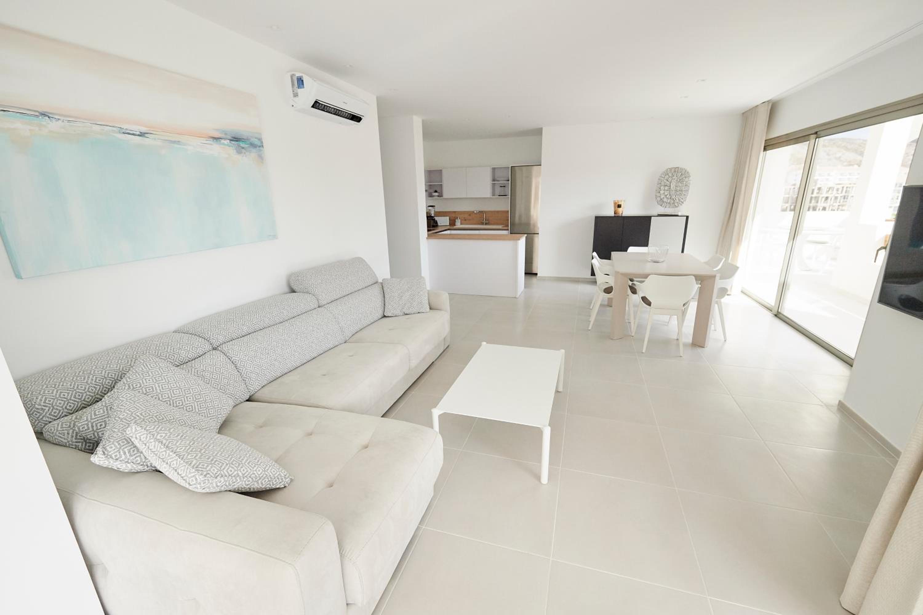 Apartamento de Dos Habitaciones con Vista a la Montaña