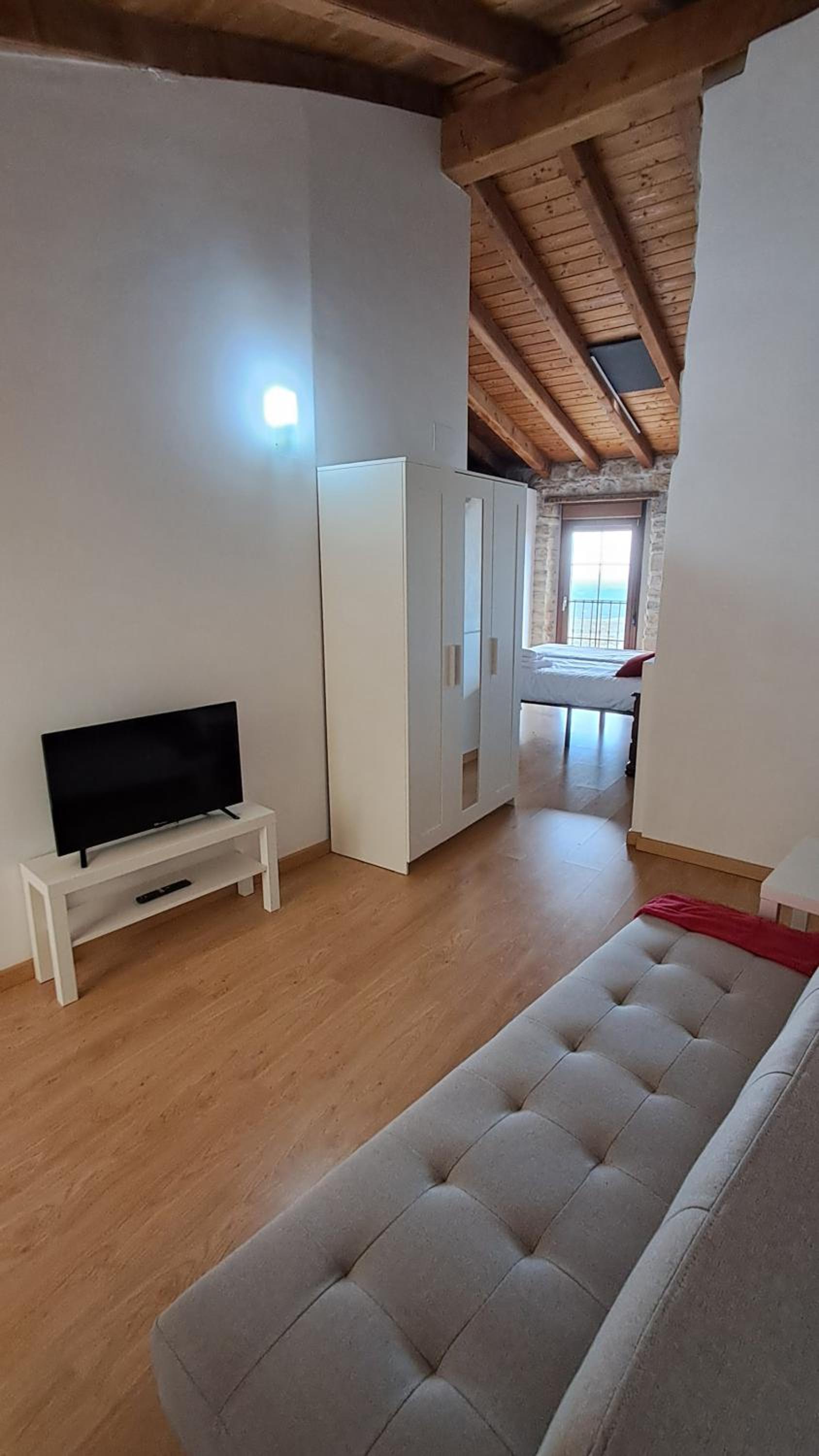 Four-Bedroom House photo 3