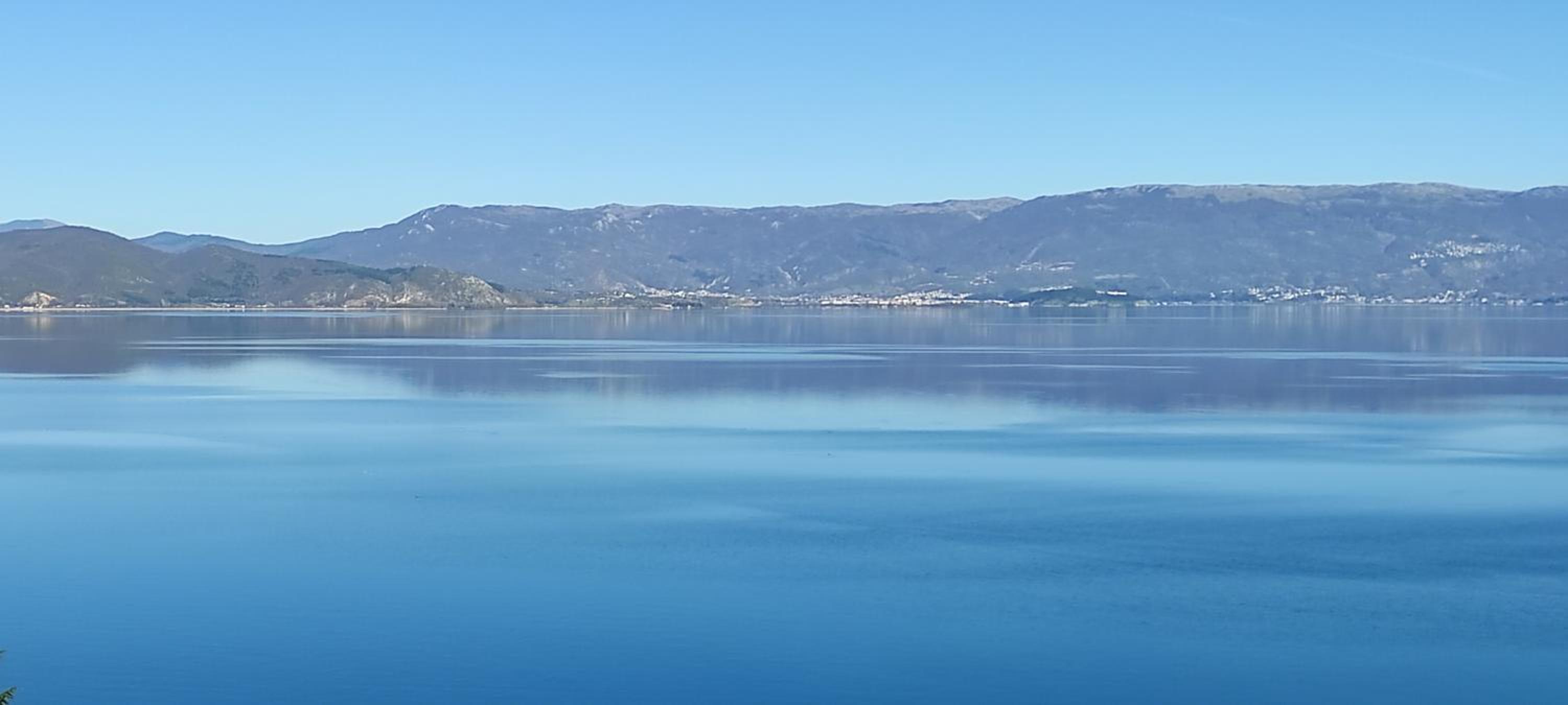 Suite with Lake View photo 1