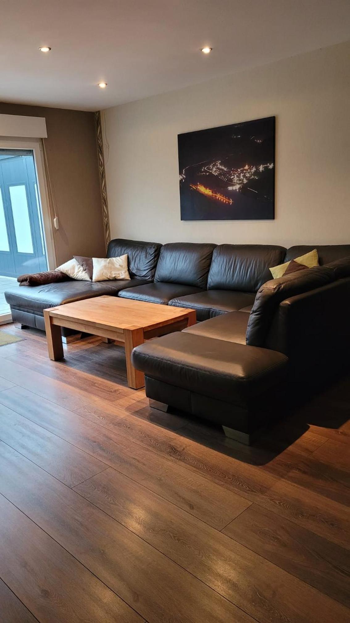 Four-Bedroom House photo 2