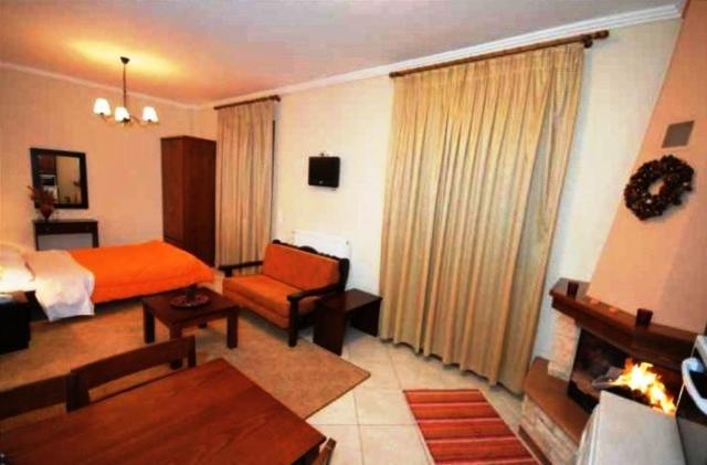 Family Apartment (2 Adults + 2 Children) with Fireplace photo 3
