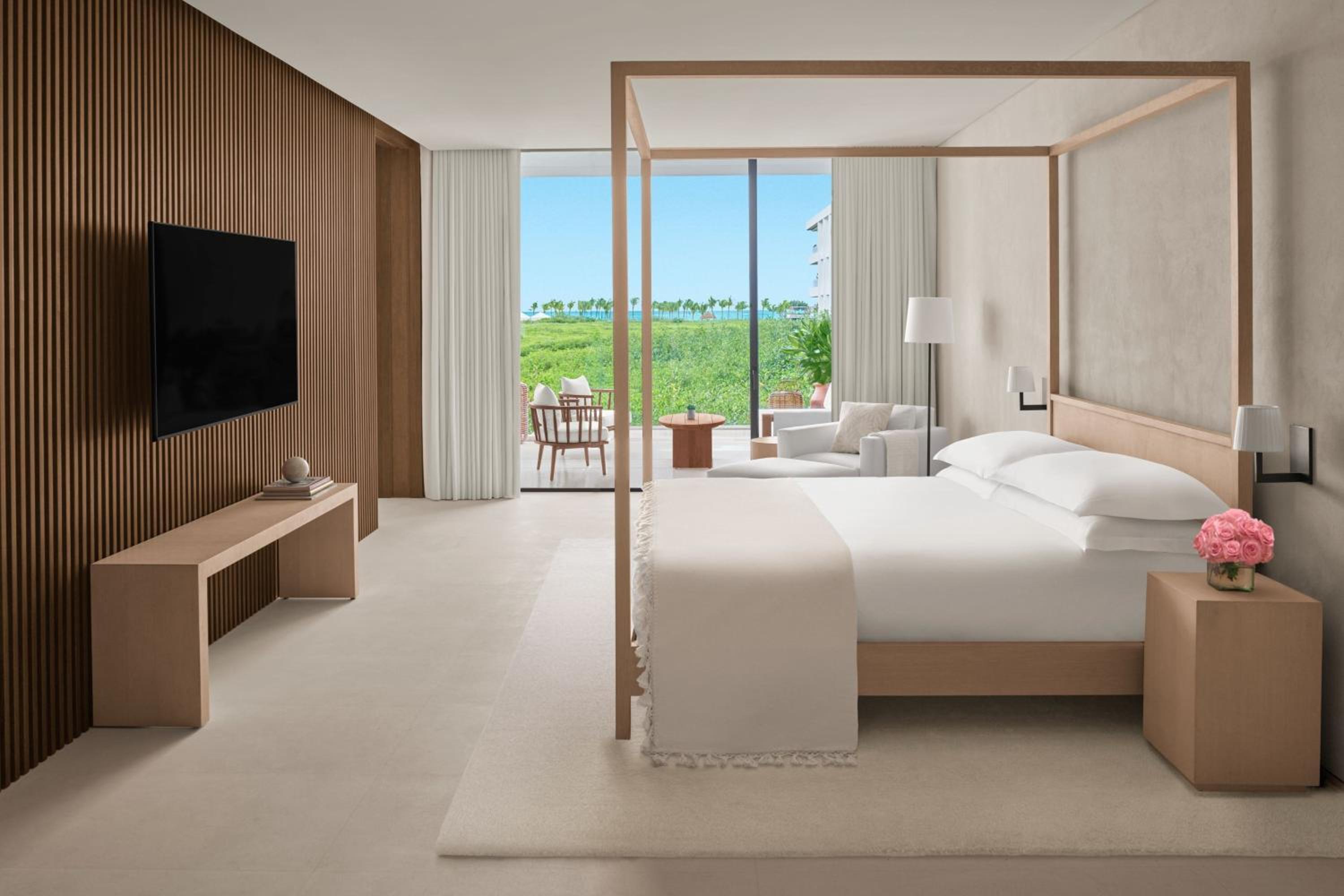 One-Bedroom King Suite with Terrace and Ocean View - Photo 3