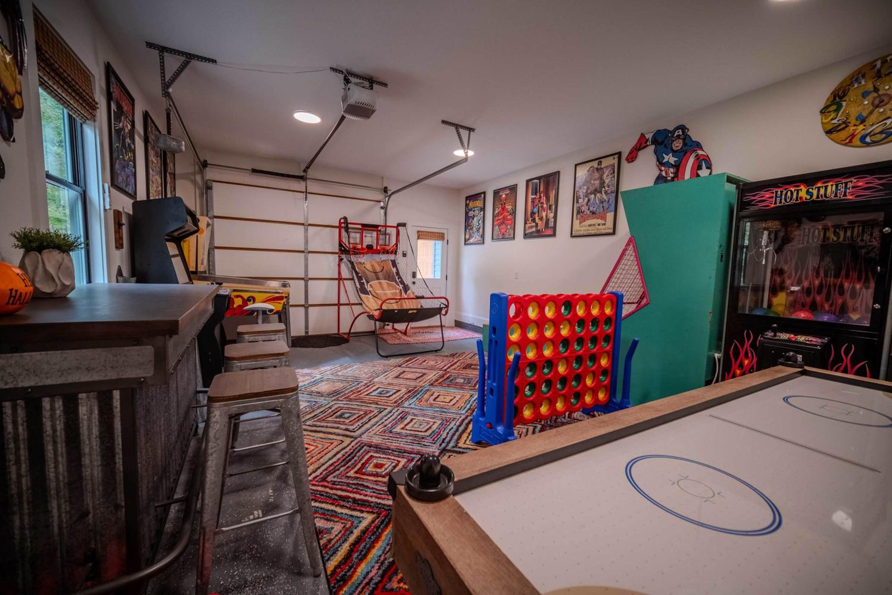 Family Room photo 3