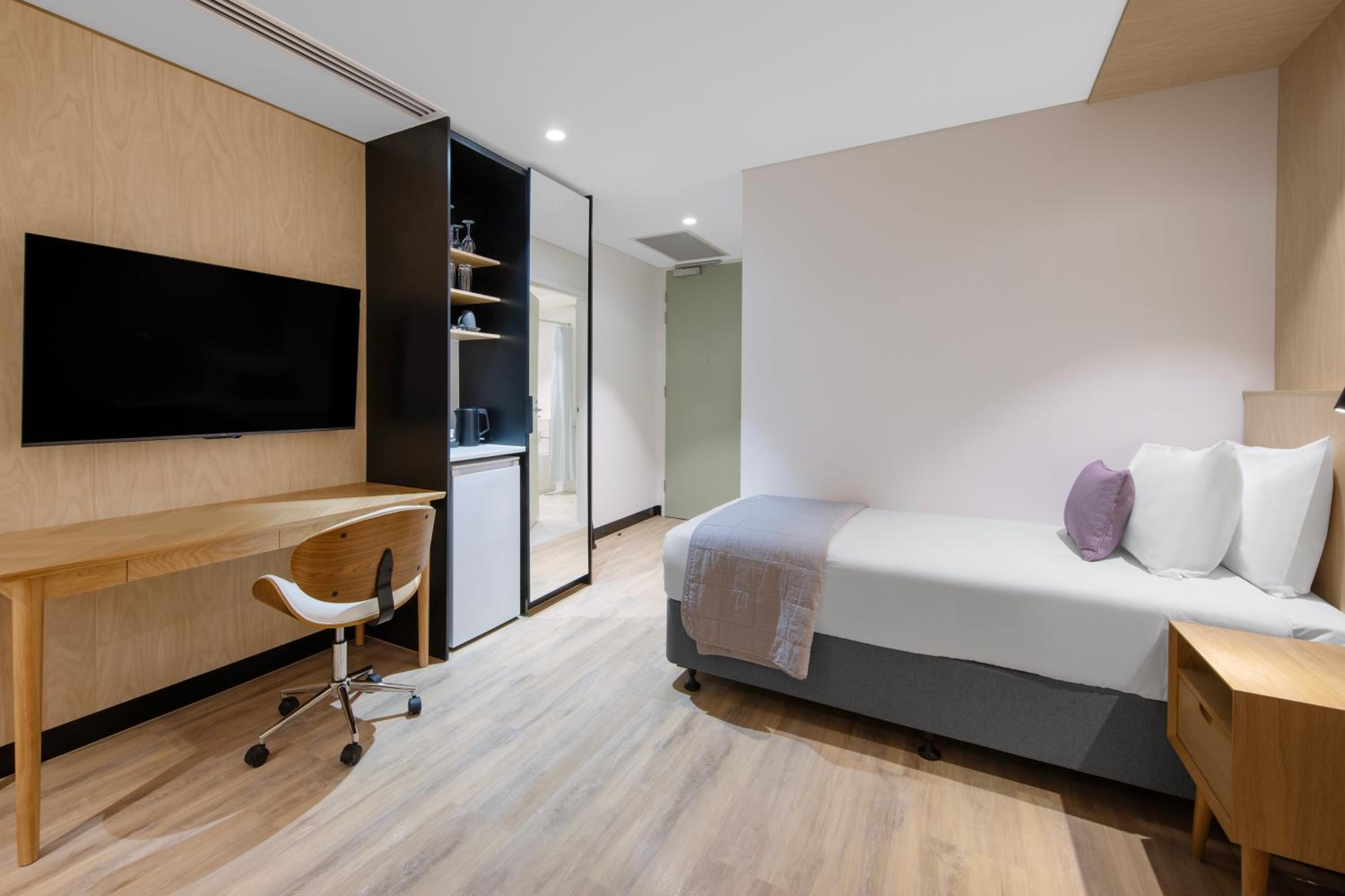 Twin Room – Disability Access