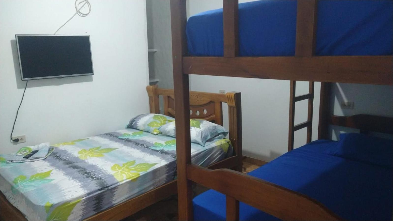 Quadruple Room With Private Bathroom photo 1