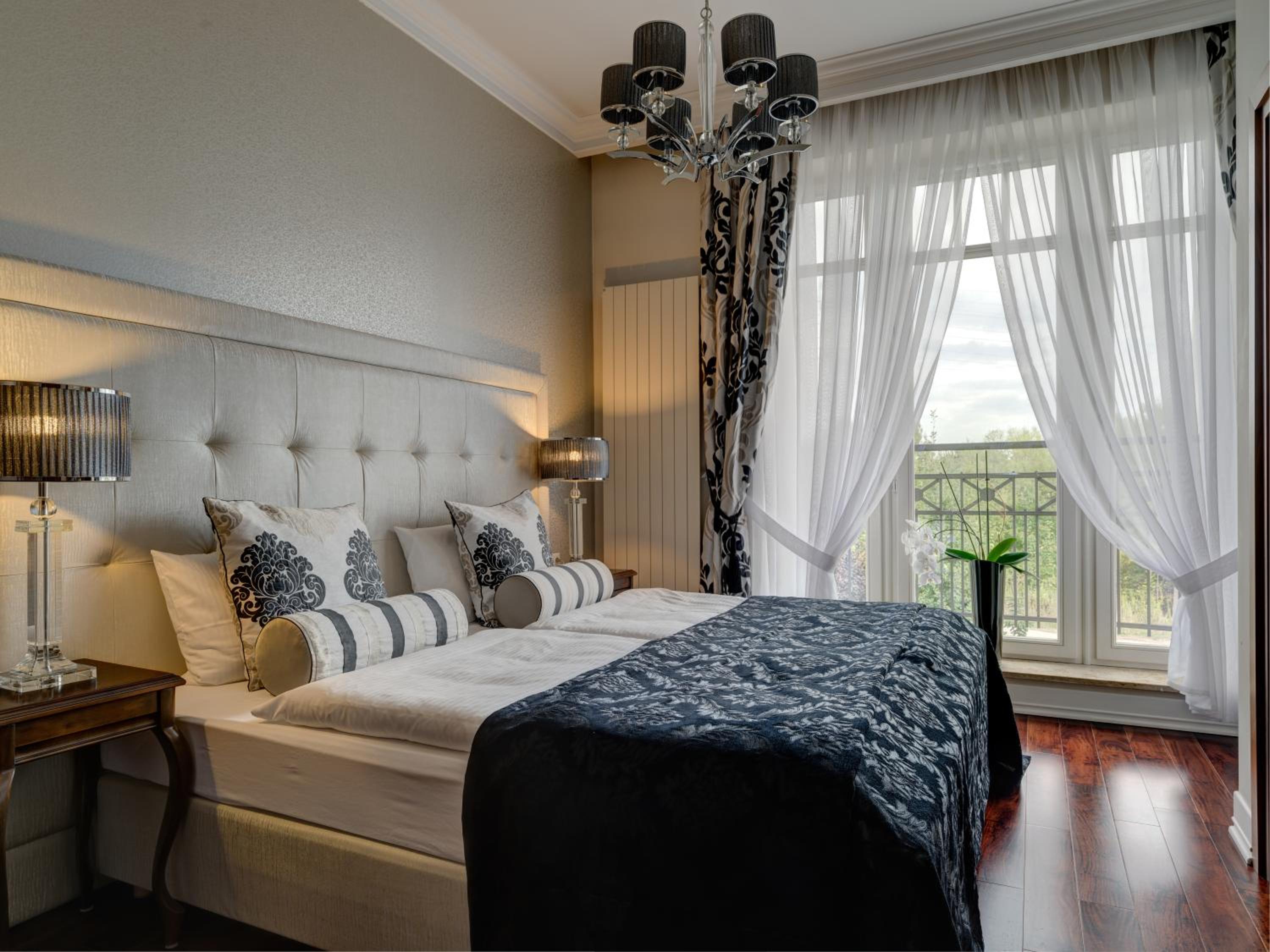 Suite - Photo 5