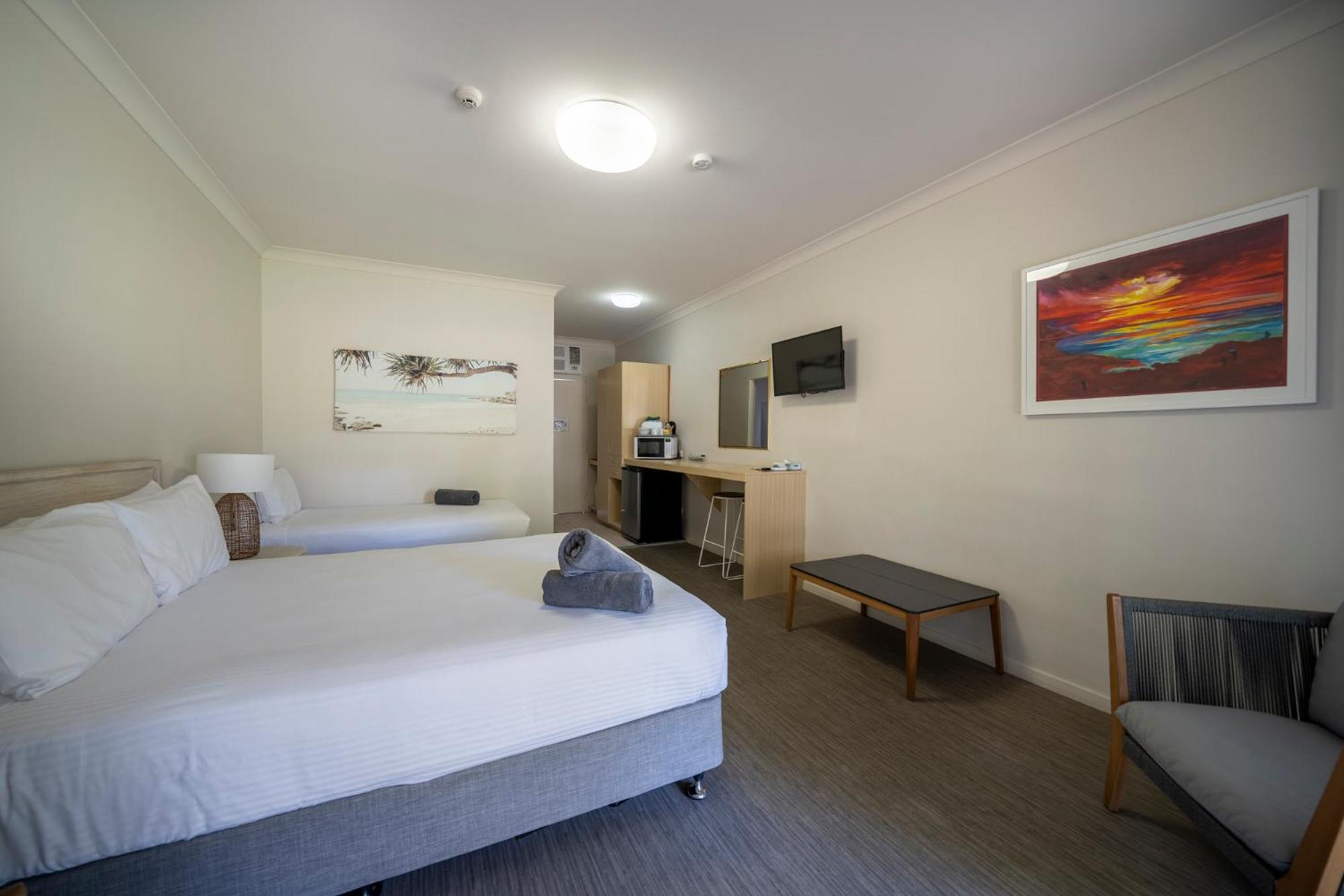 Twin Room - Pet Friendly - Photo 4
