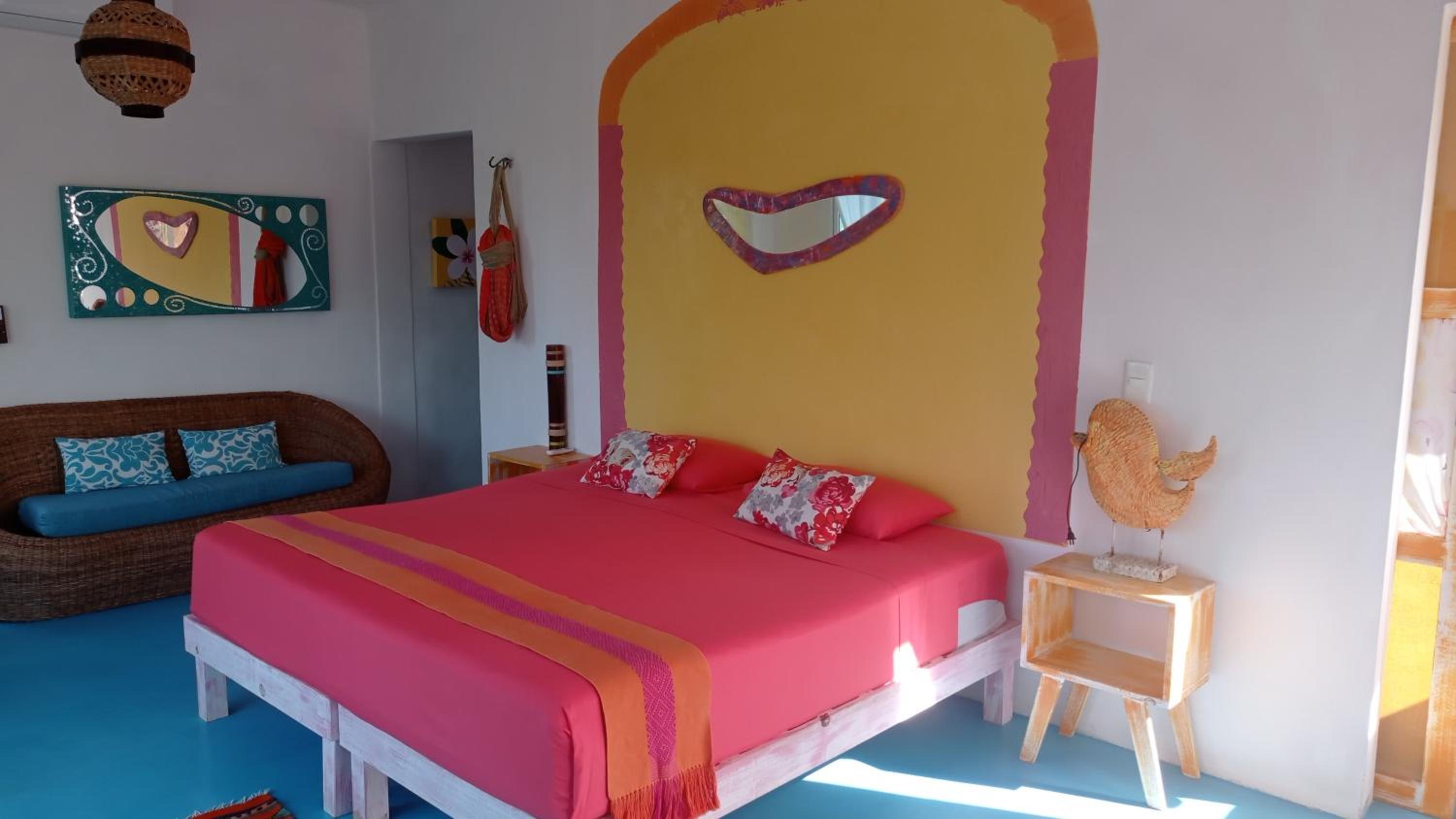 Double Room with Balcony and Partial Sea View photo 1