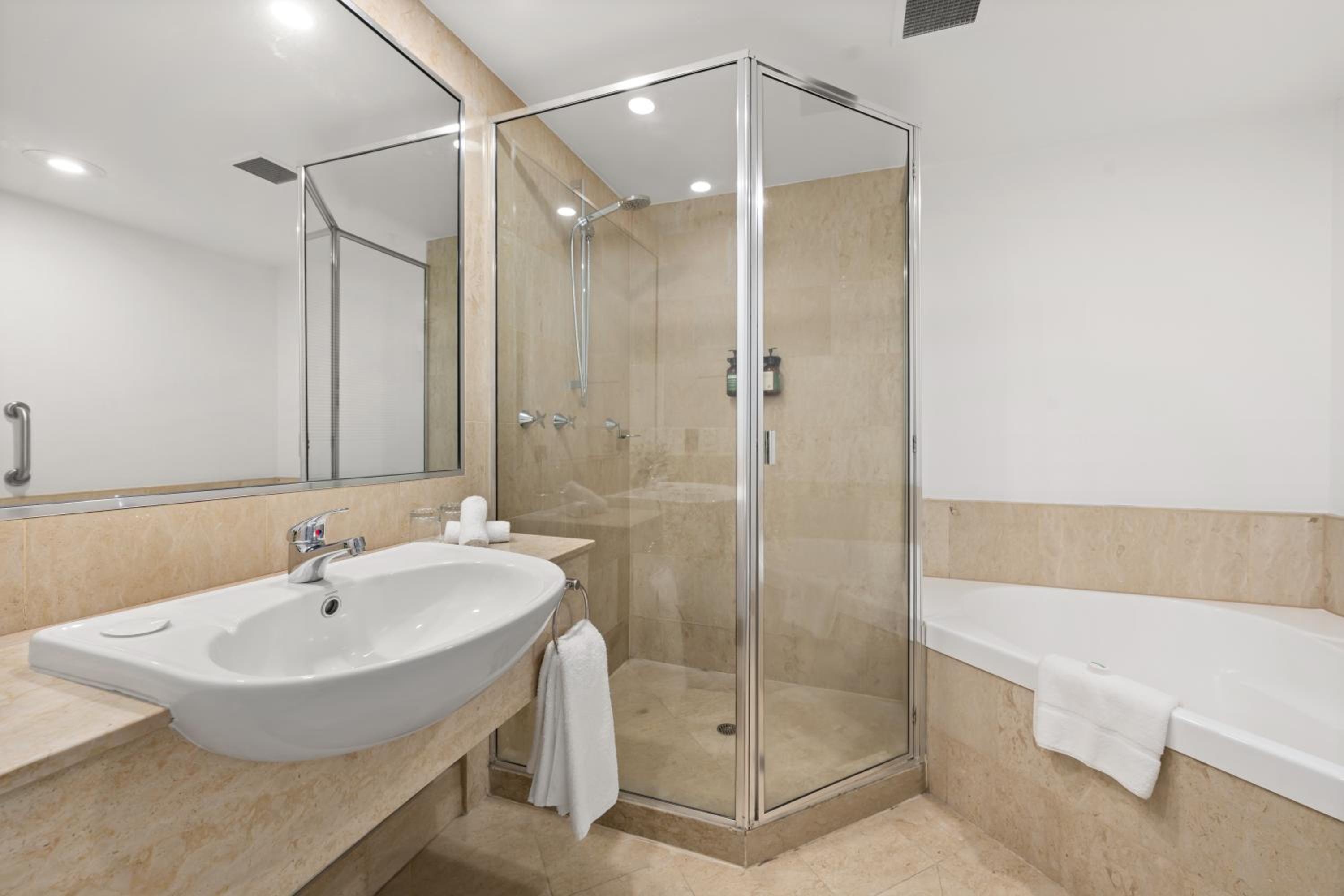 Standard Room - Photo 2