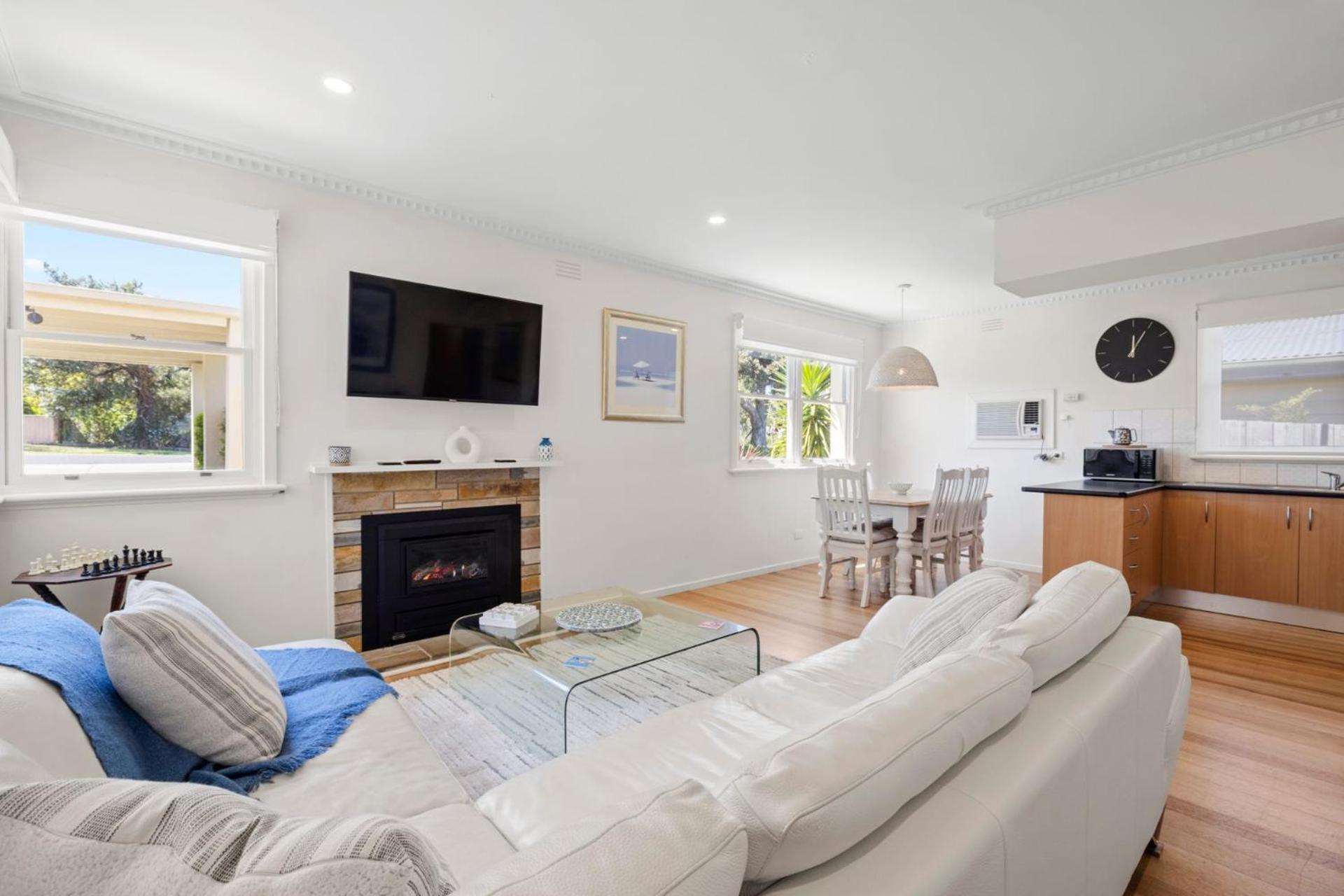 Three-Bedroom House photo 1