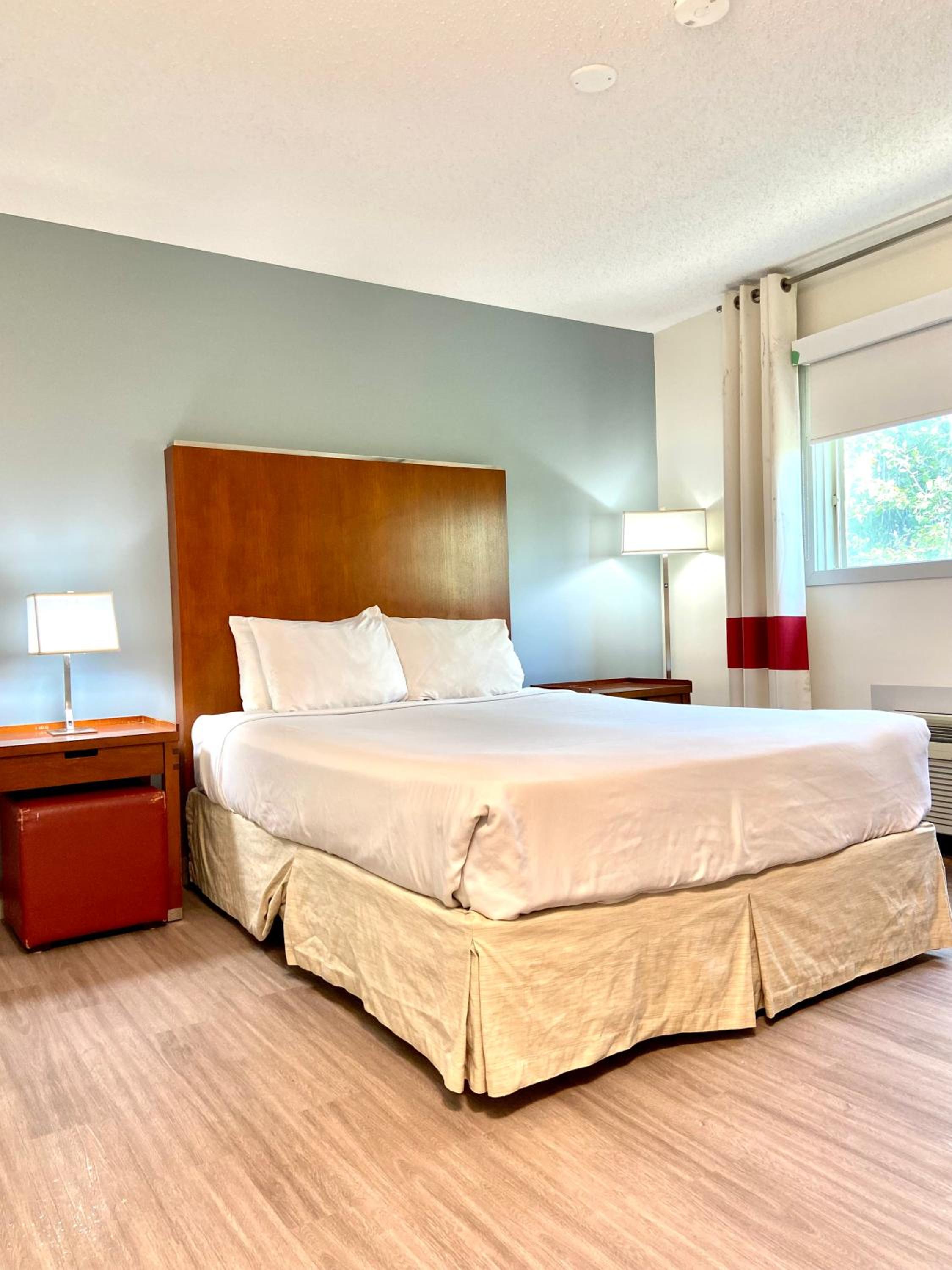 Standard Queen Room photo 1