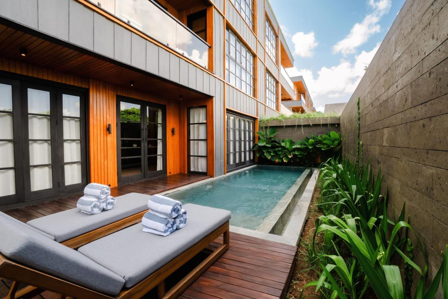 Luxury Villa - Photo 3