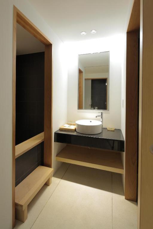 Standard Double Or Twin Room photo 3