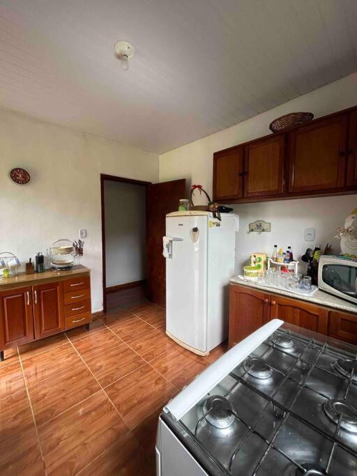 Four-Bedroom House photo 2