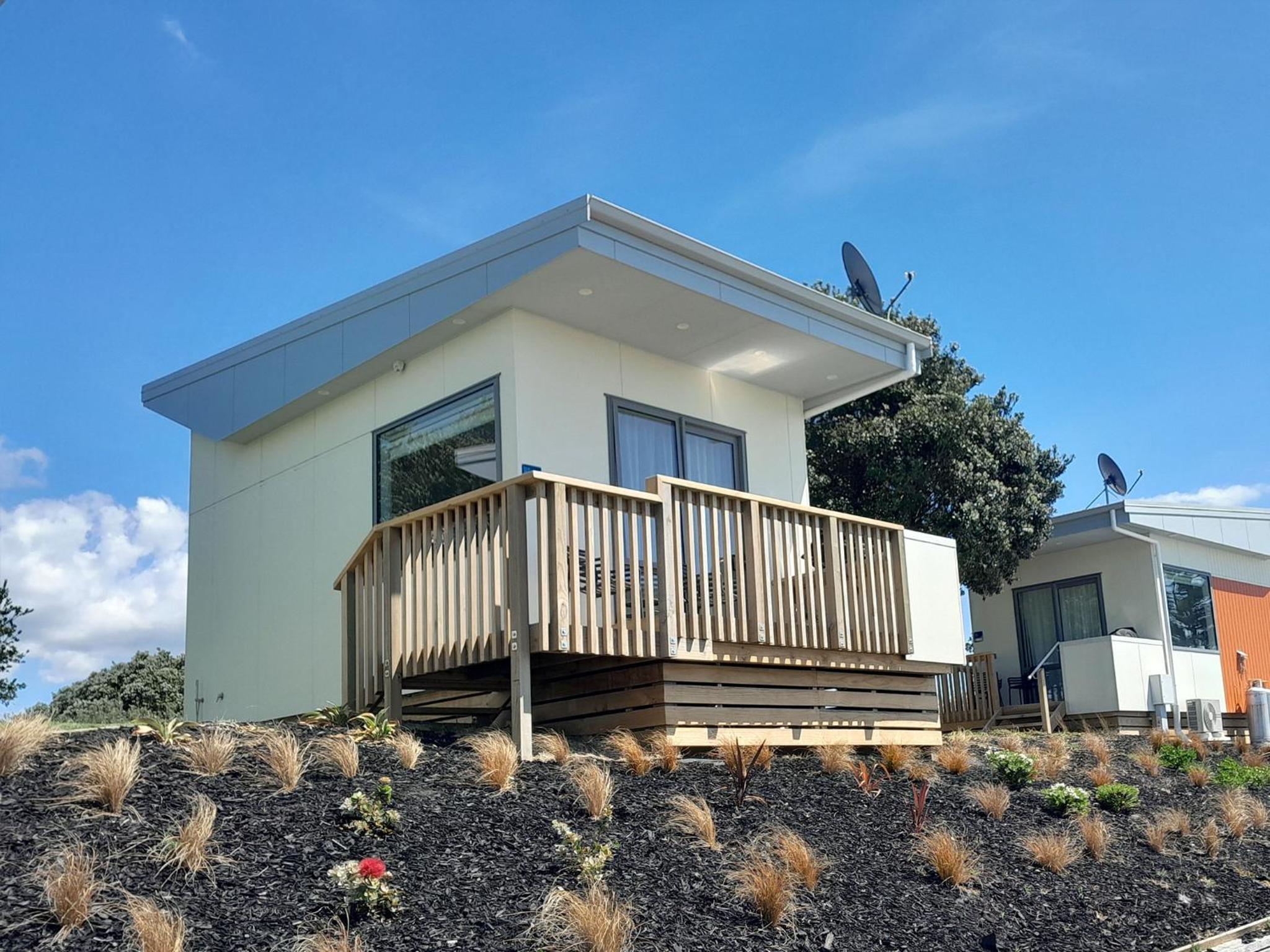 Superior Ocean View Studio - Photo 5
