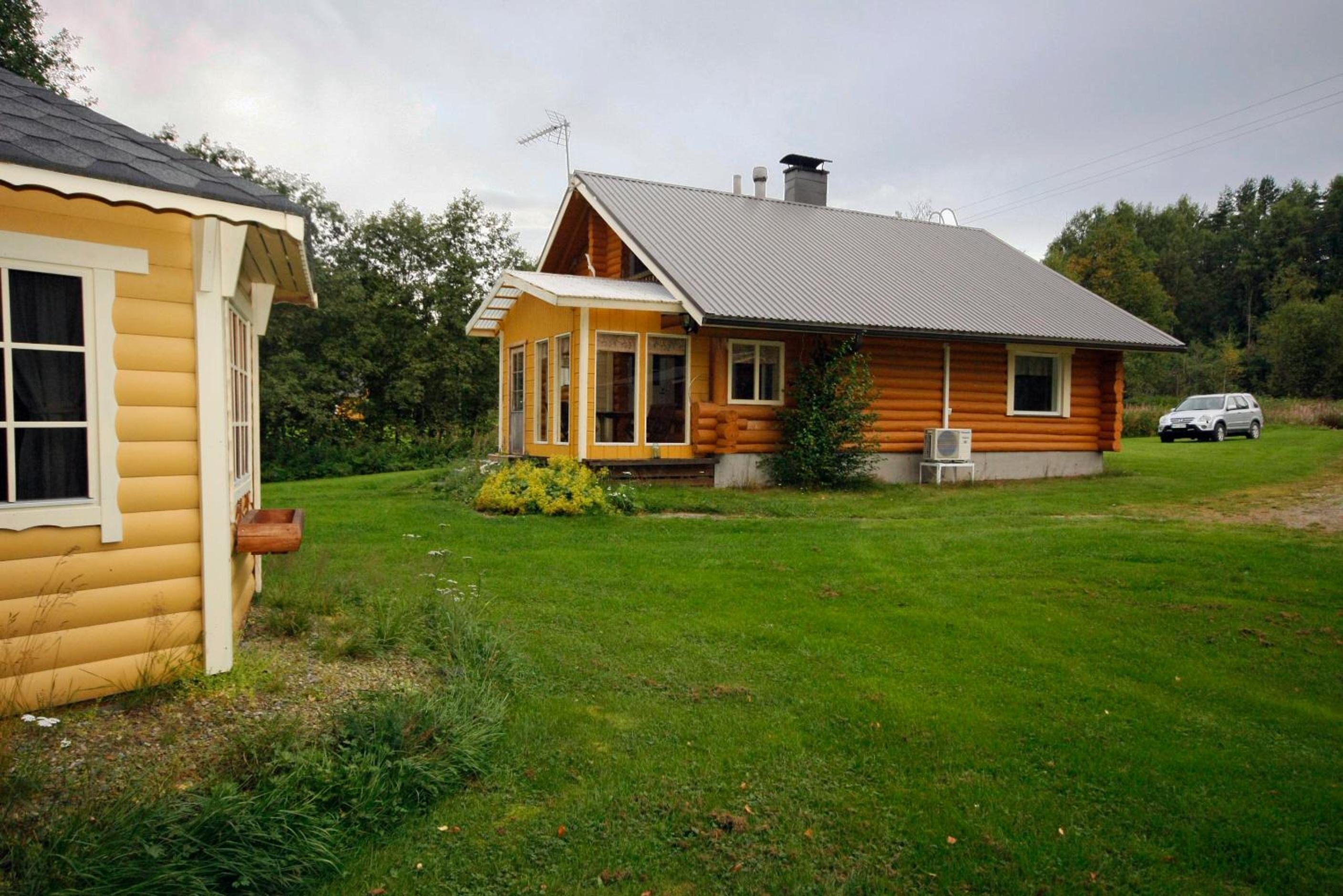 Large One-Bedroom Cottage with Sauna - Photo 8