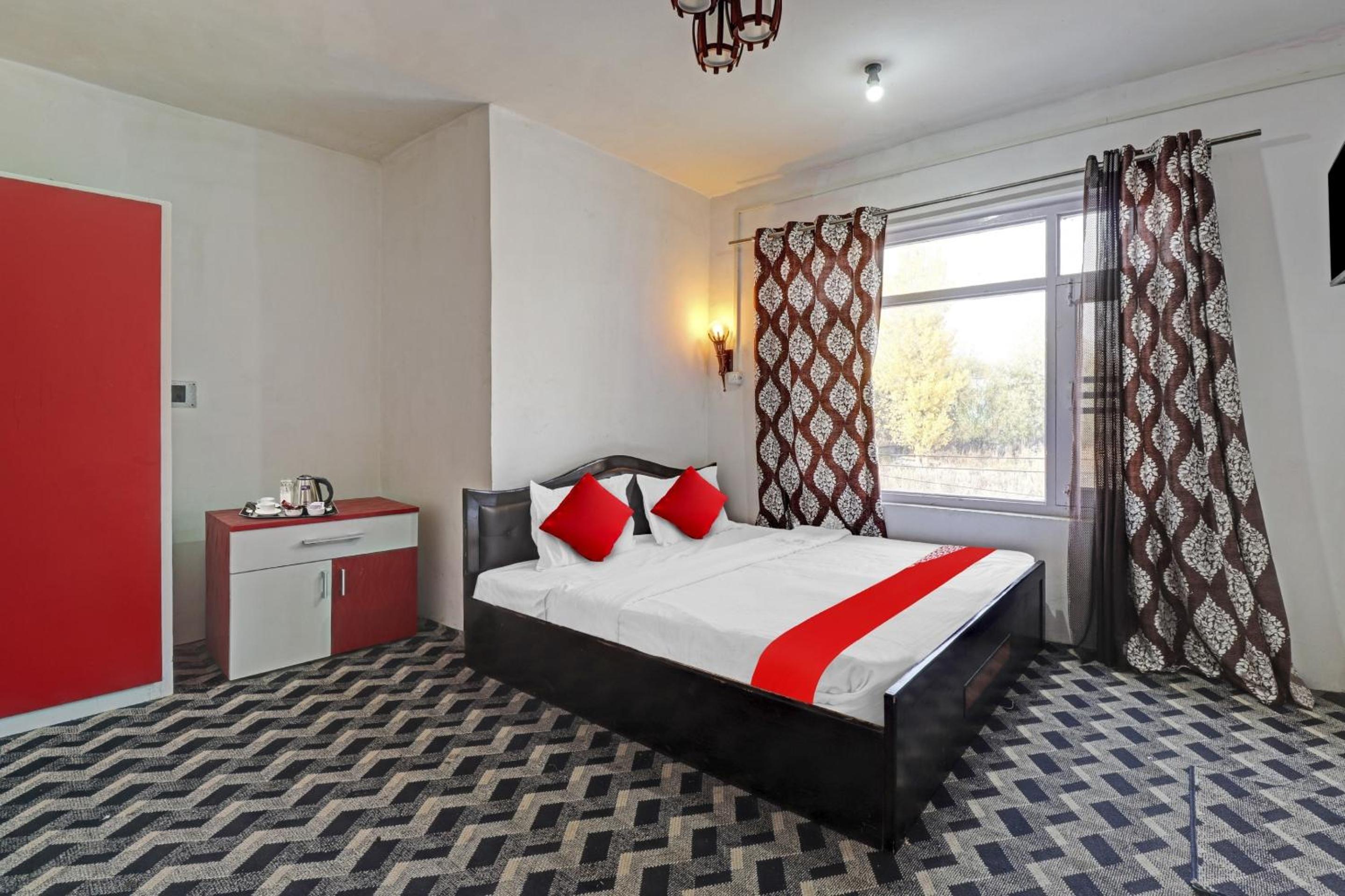 Classic Triple Room