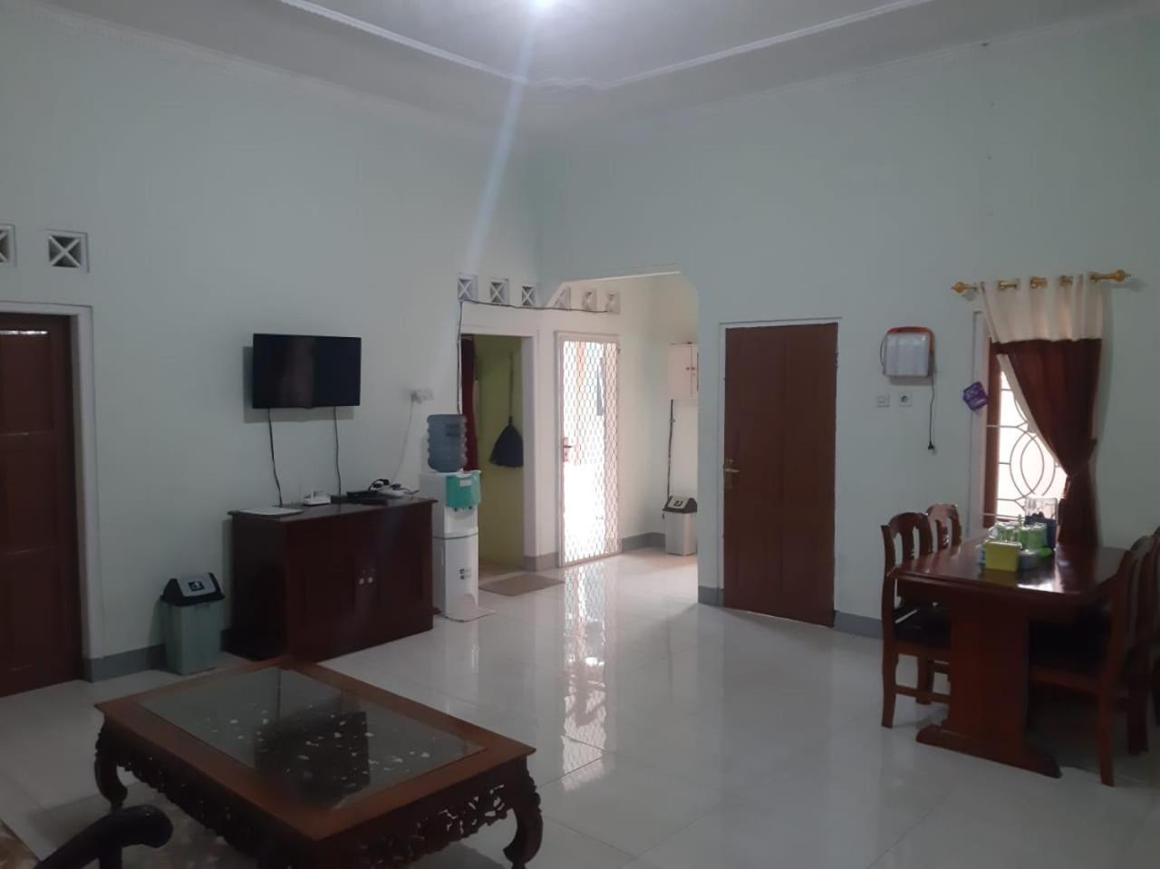 Three-Bedroom Vacation Home  - Photo 15