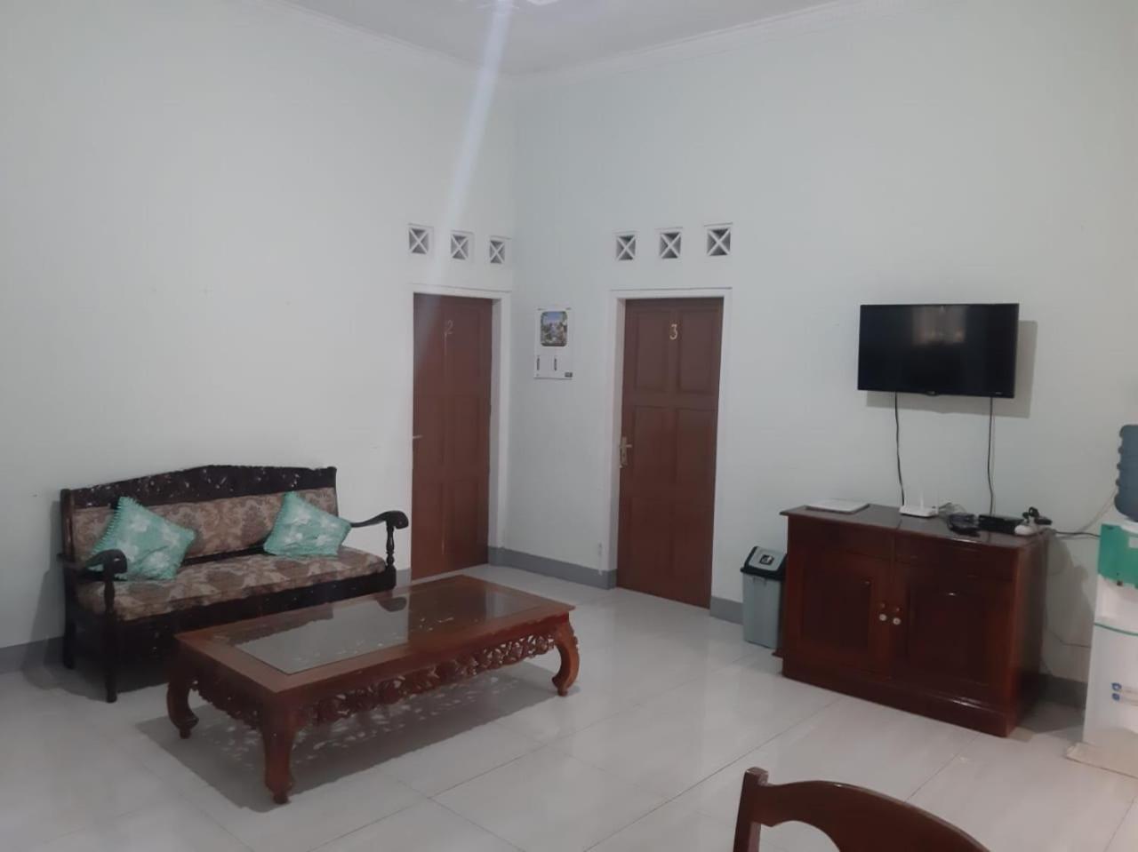 Three-Bedroom Vacation Home  - Photo 9