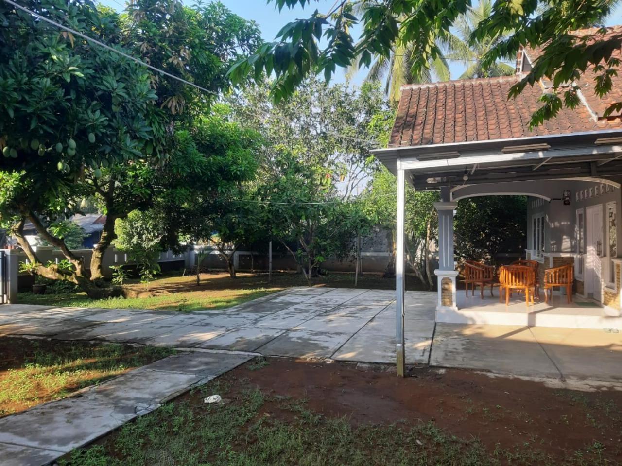Three-Bedroom Vacation Home  - Photo 2