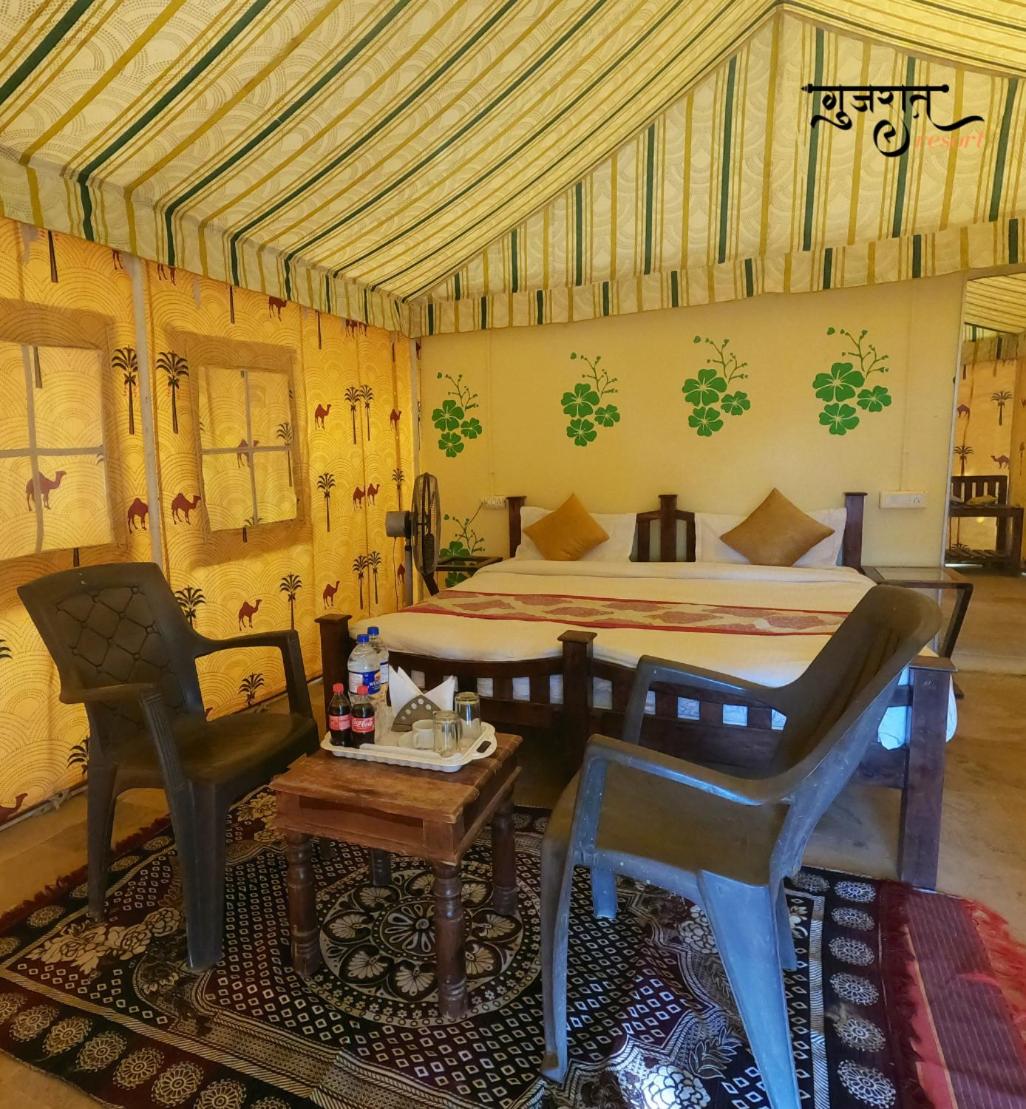 Tent - Photo 7