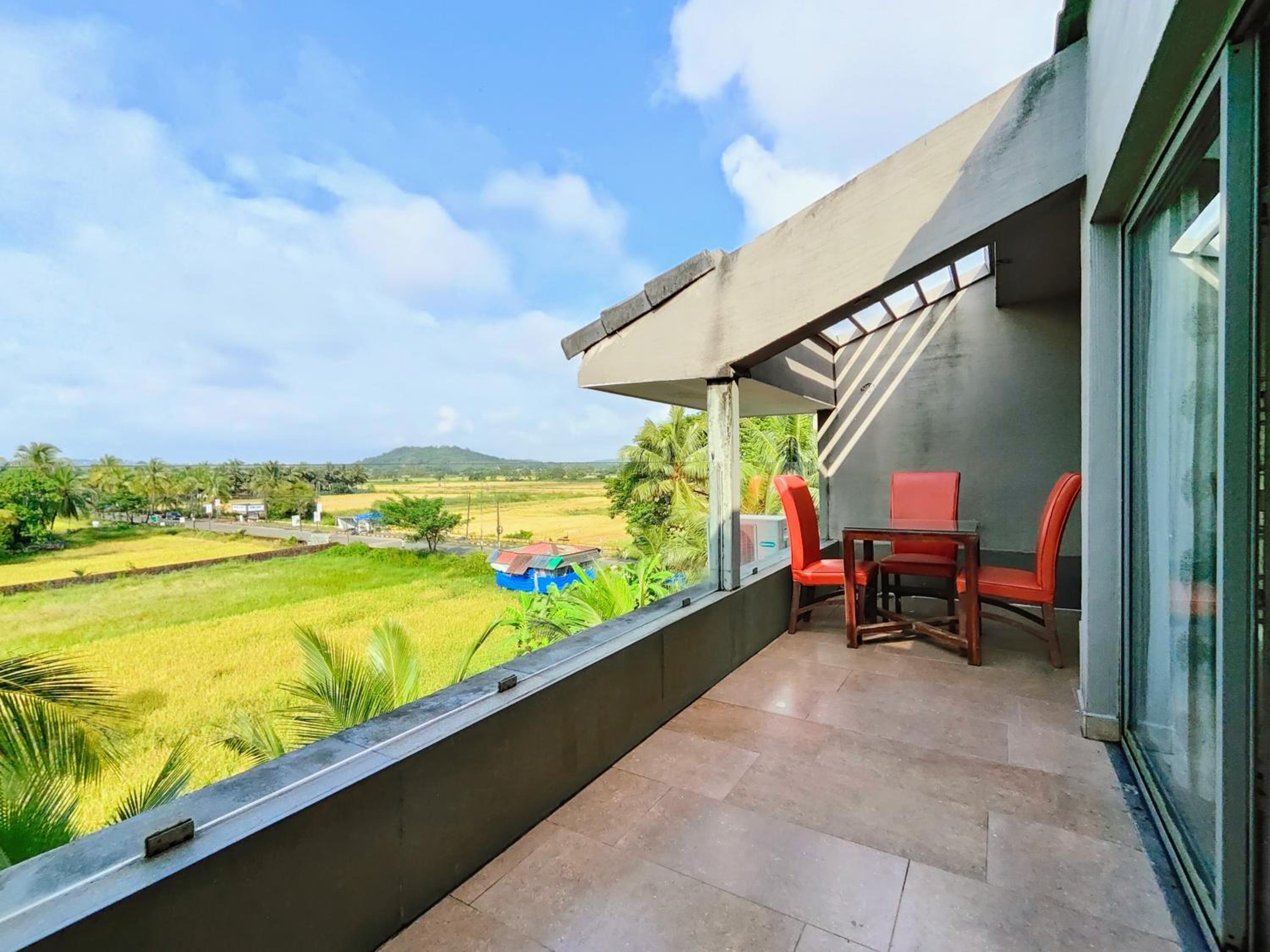 Villa with Private Pool photo 3