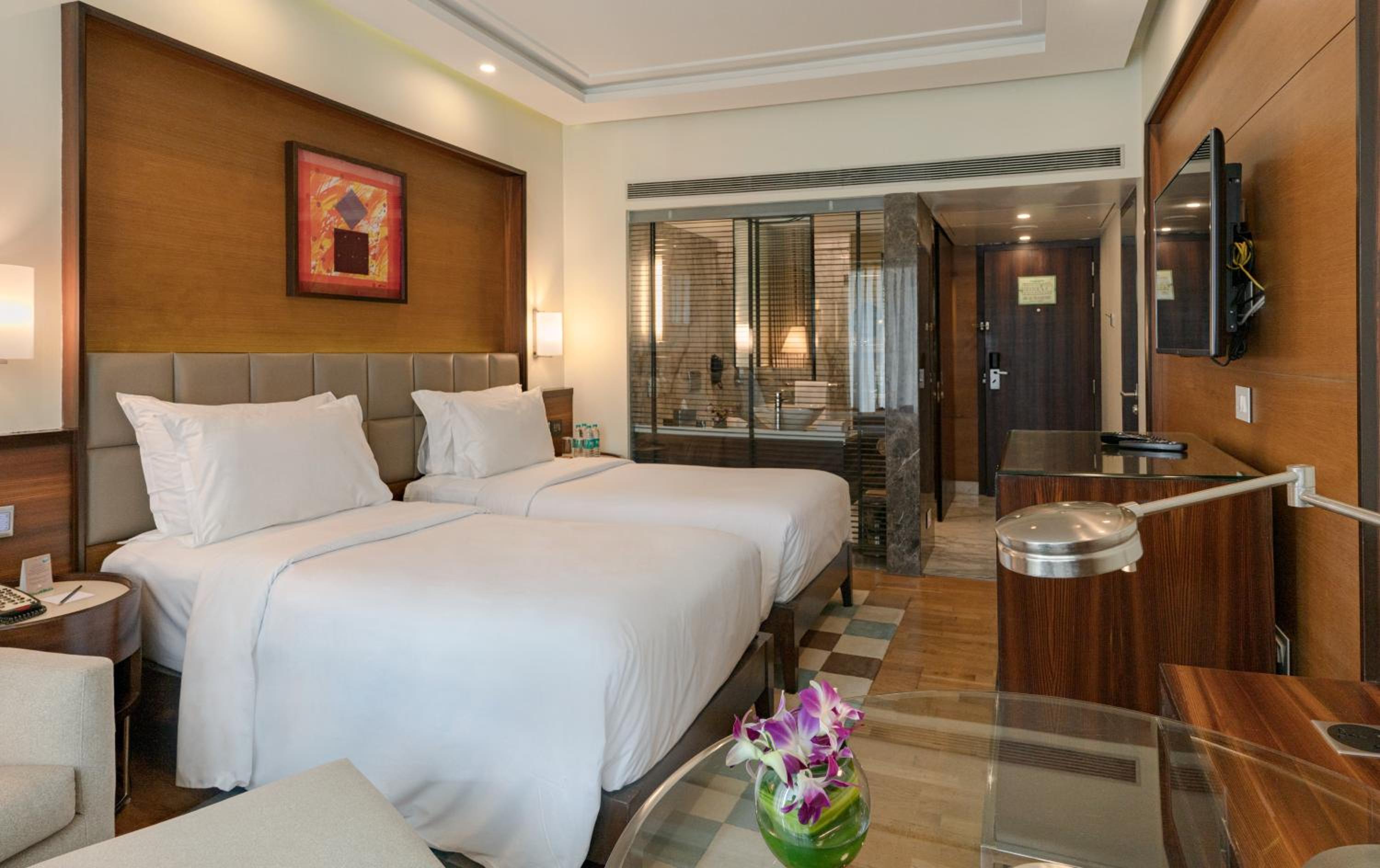 Club Myra Room with 20% discount on Buffet Lunch and Dinner, 10% discount on Laundry & Airport Pick-up - Photo 6