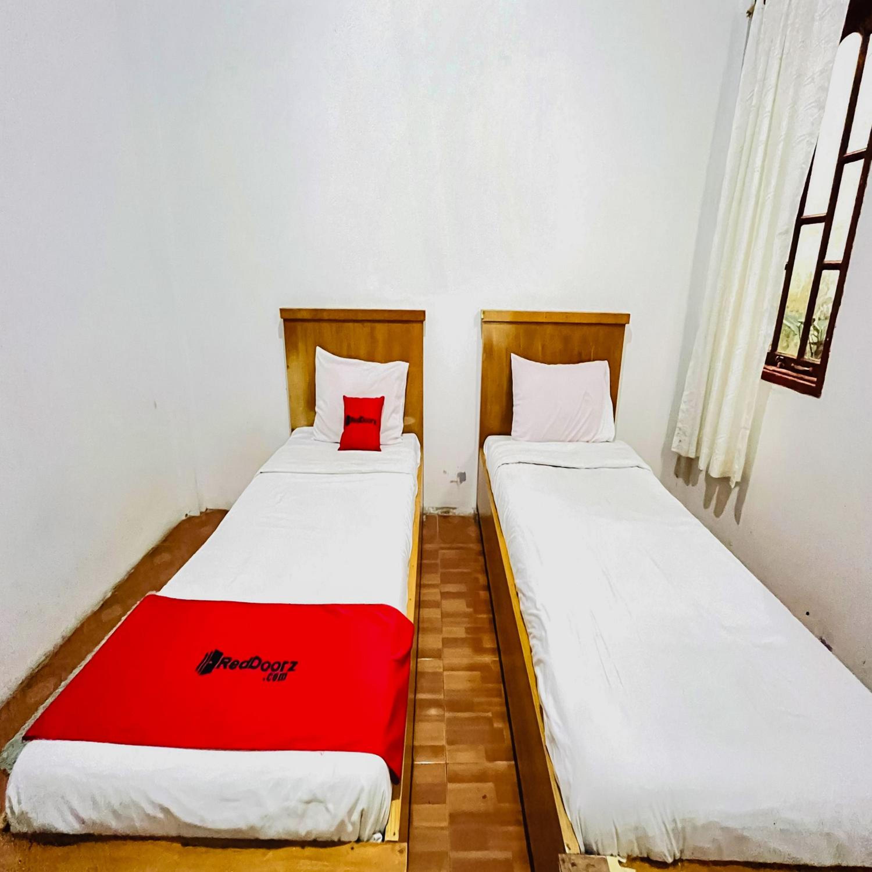 Deluxe Twin Room photo 3