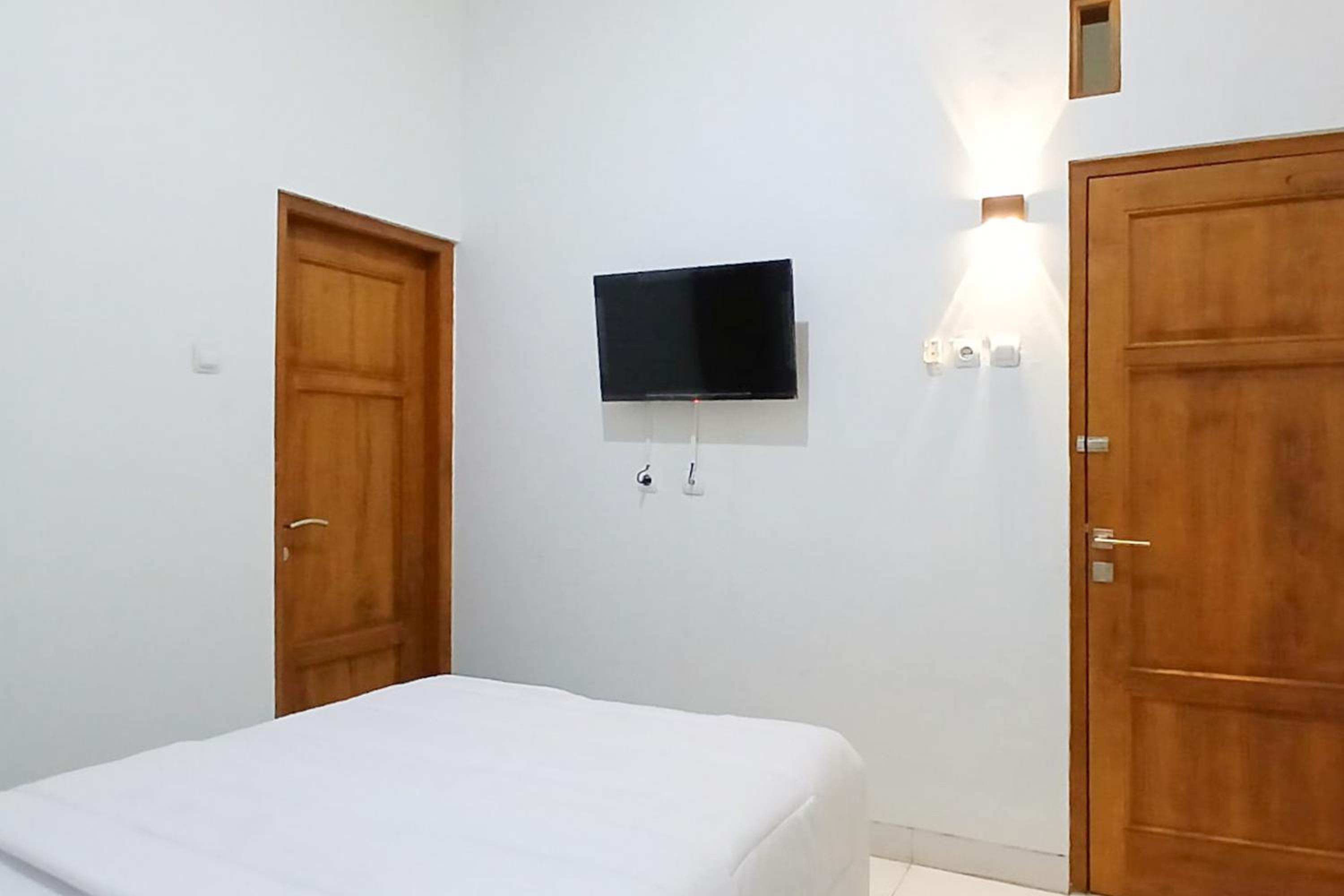 Single Room photo 2
