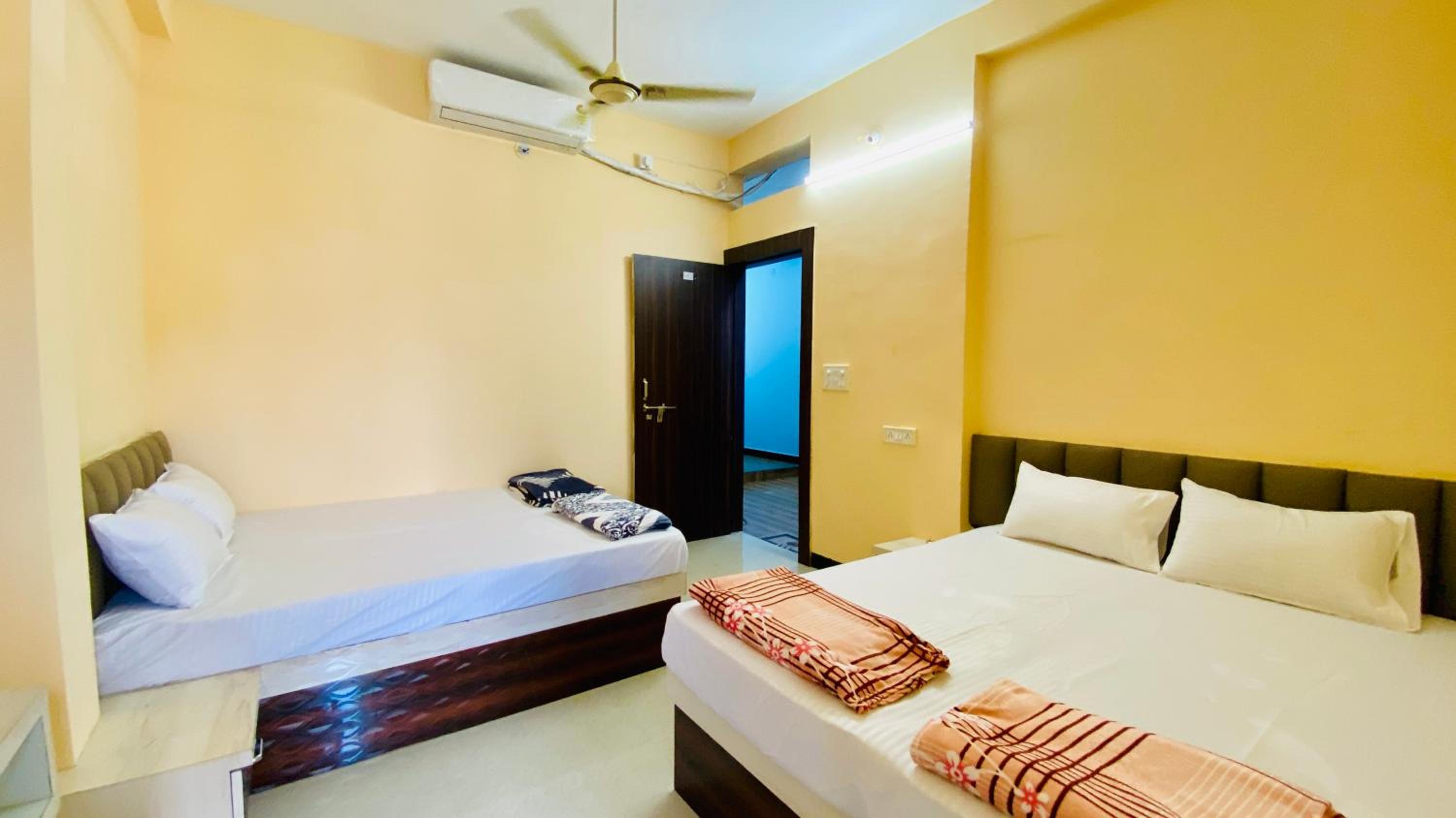 Quadruple Room - Photo 1