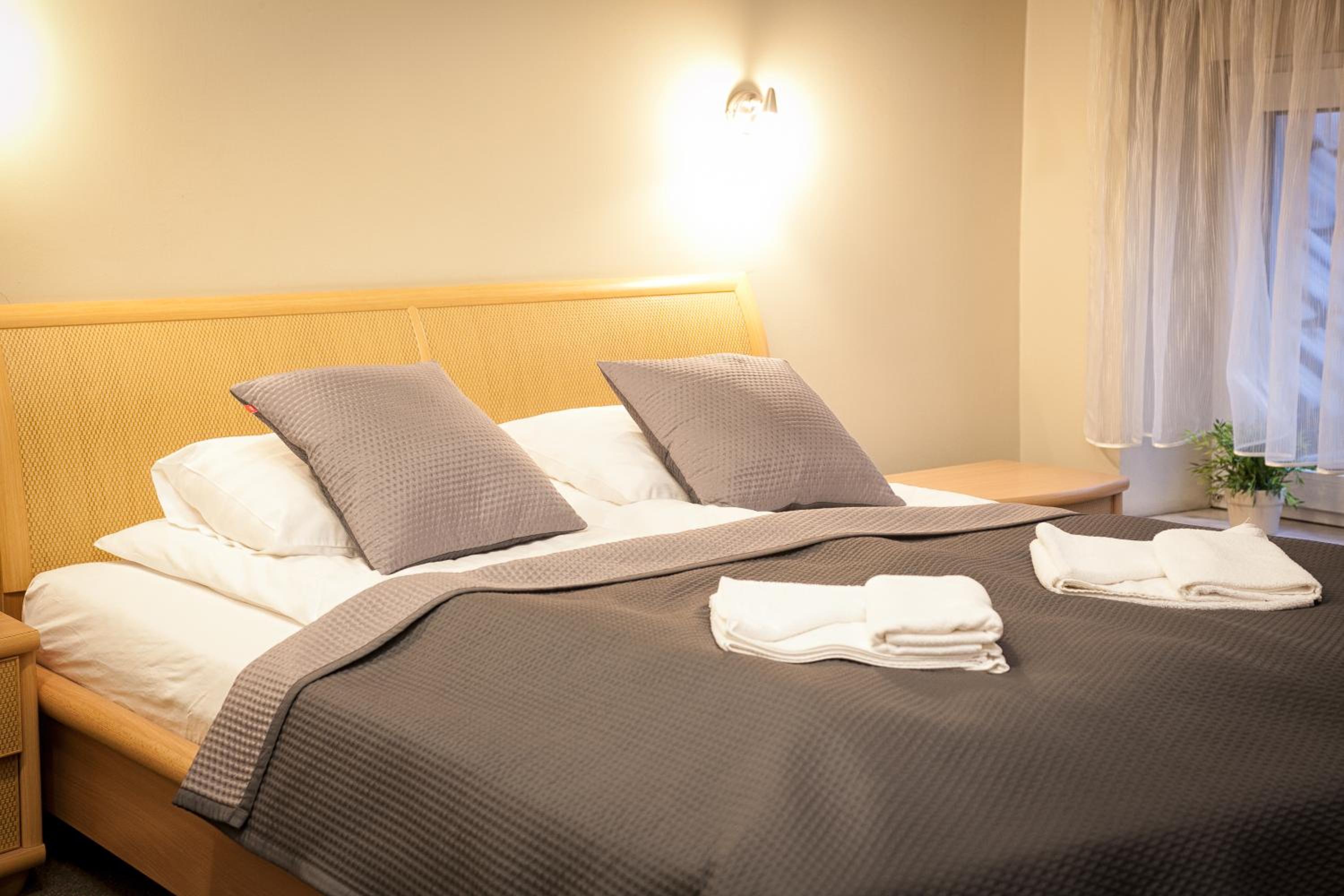 Deluxe Double Room - Photo 1