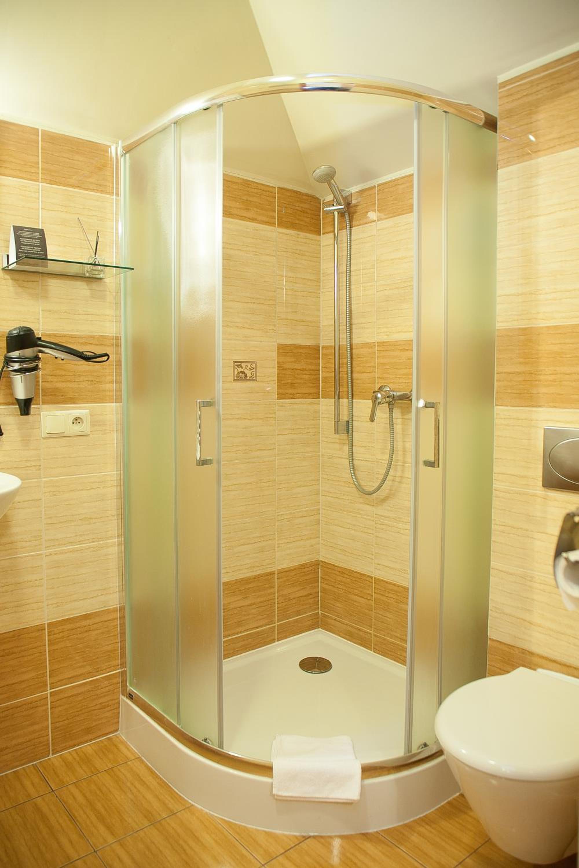 Deluxe Double Room - Photo 7