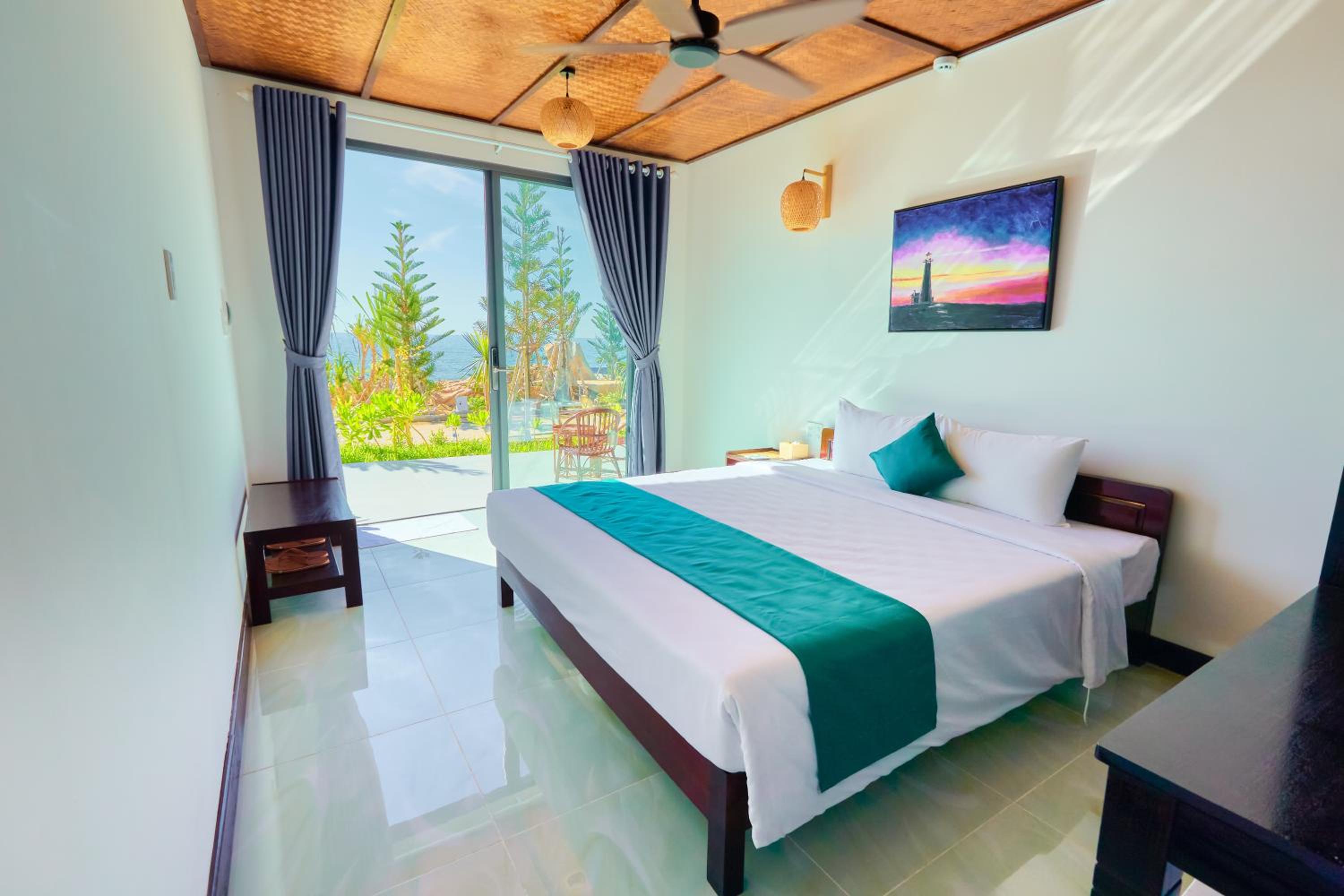 King Suite with Spa Bath