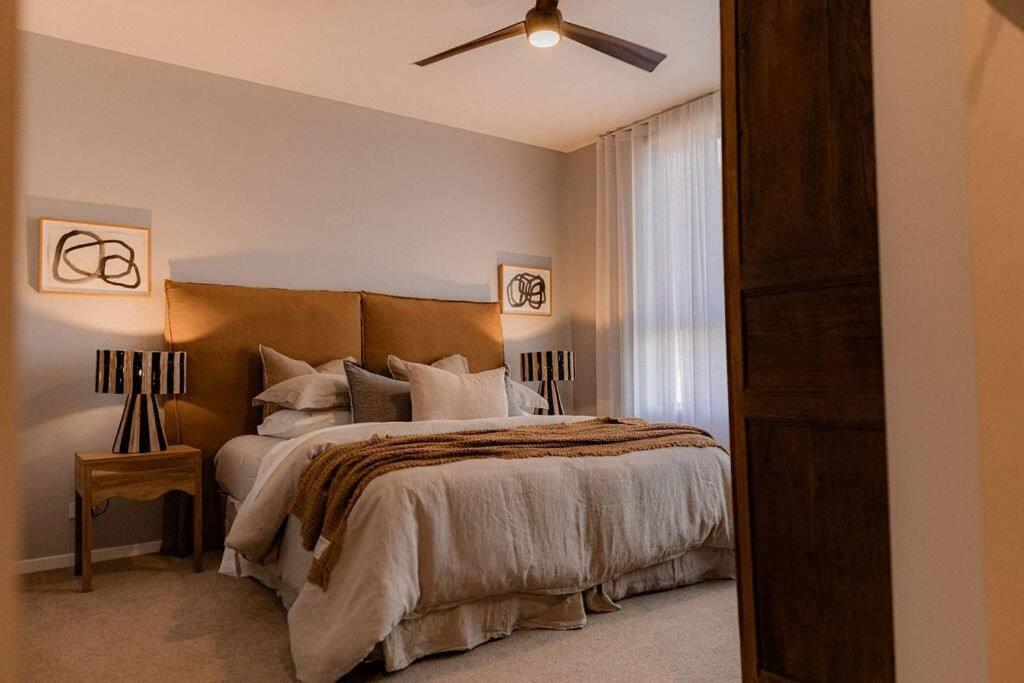 Three-Bedroom House photo 1
