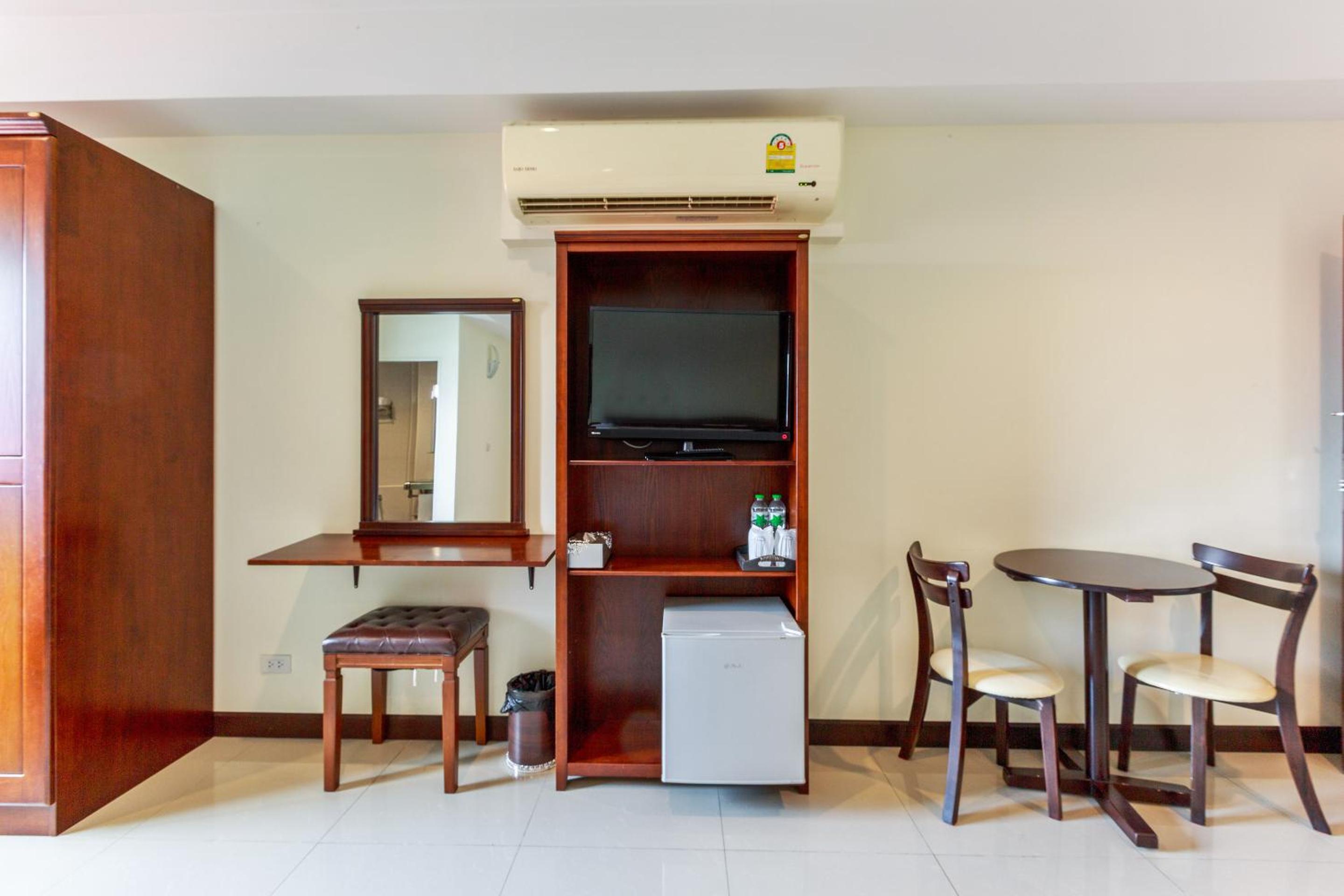 Superior Twin Room - Photo 4