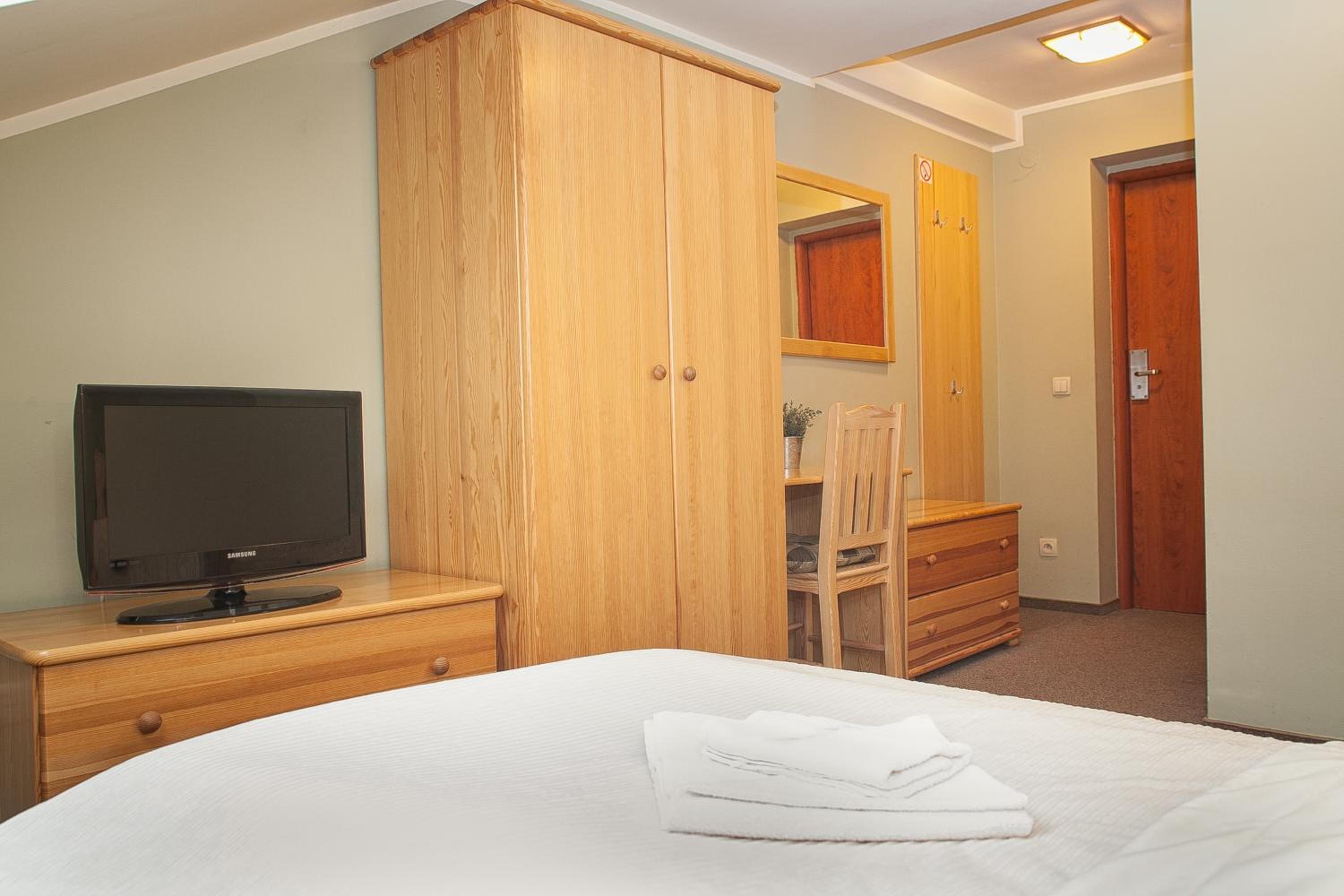 Standard Double Room with Double Bed - Photo 1