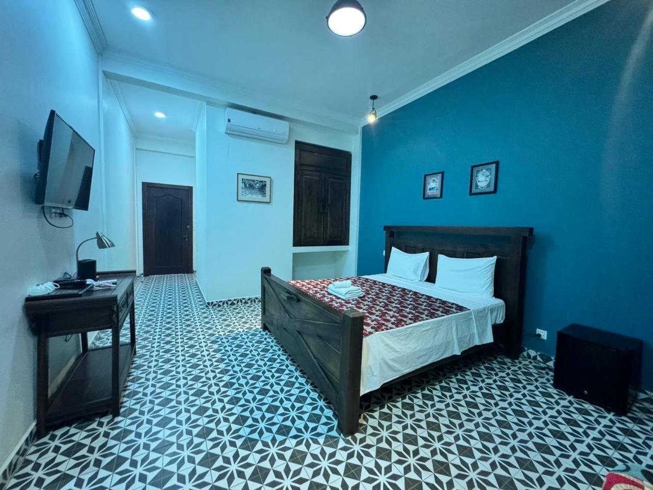 Deluxe Double Room - Photo 32
