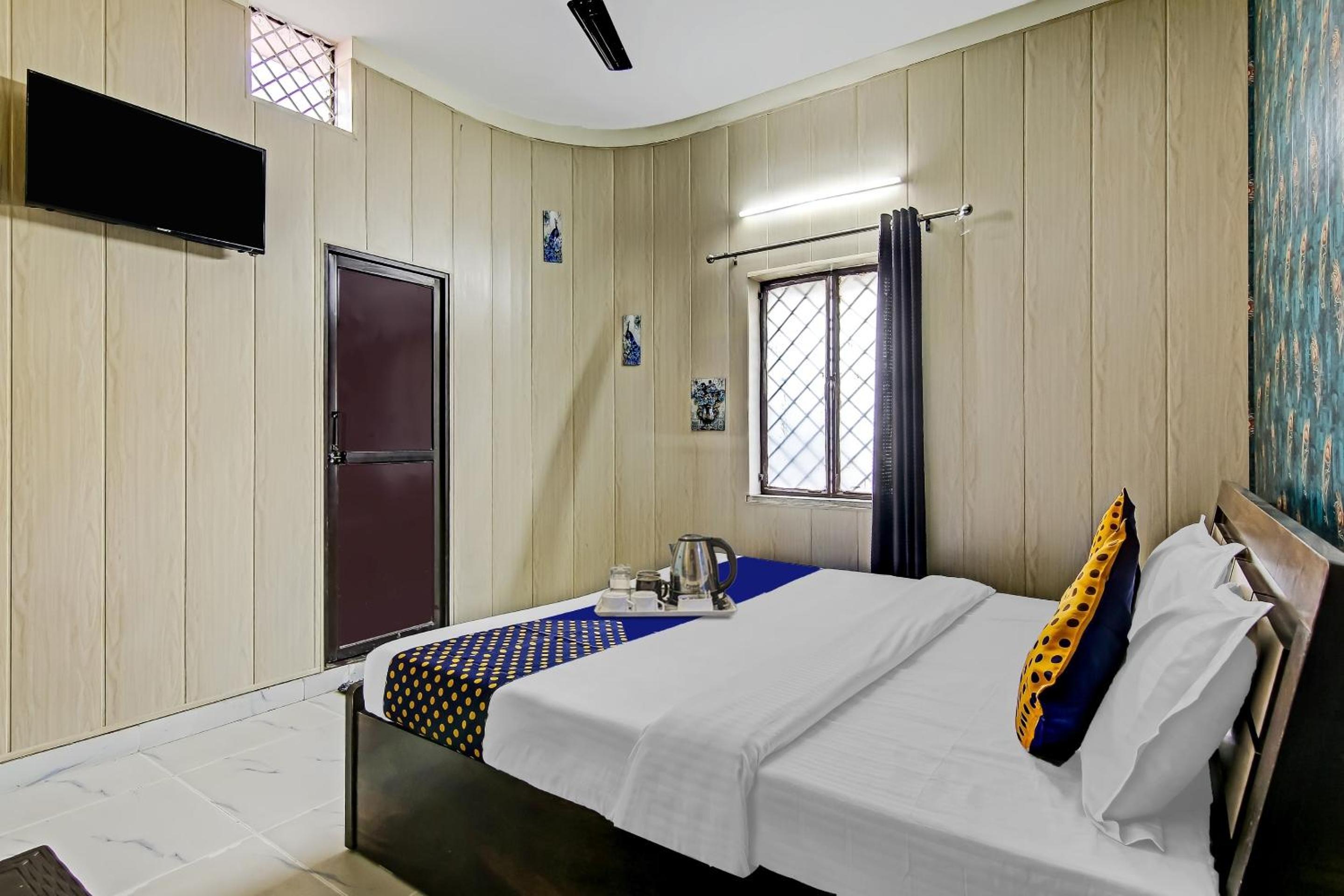 Classic Triple Room