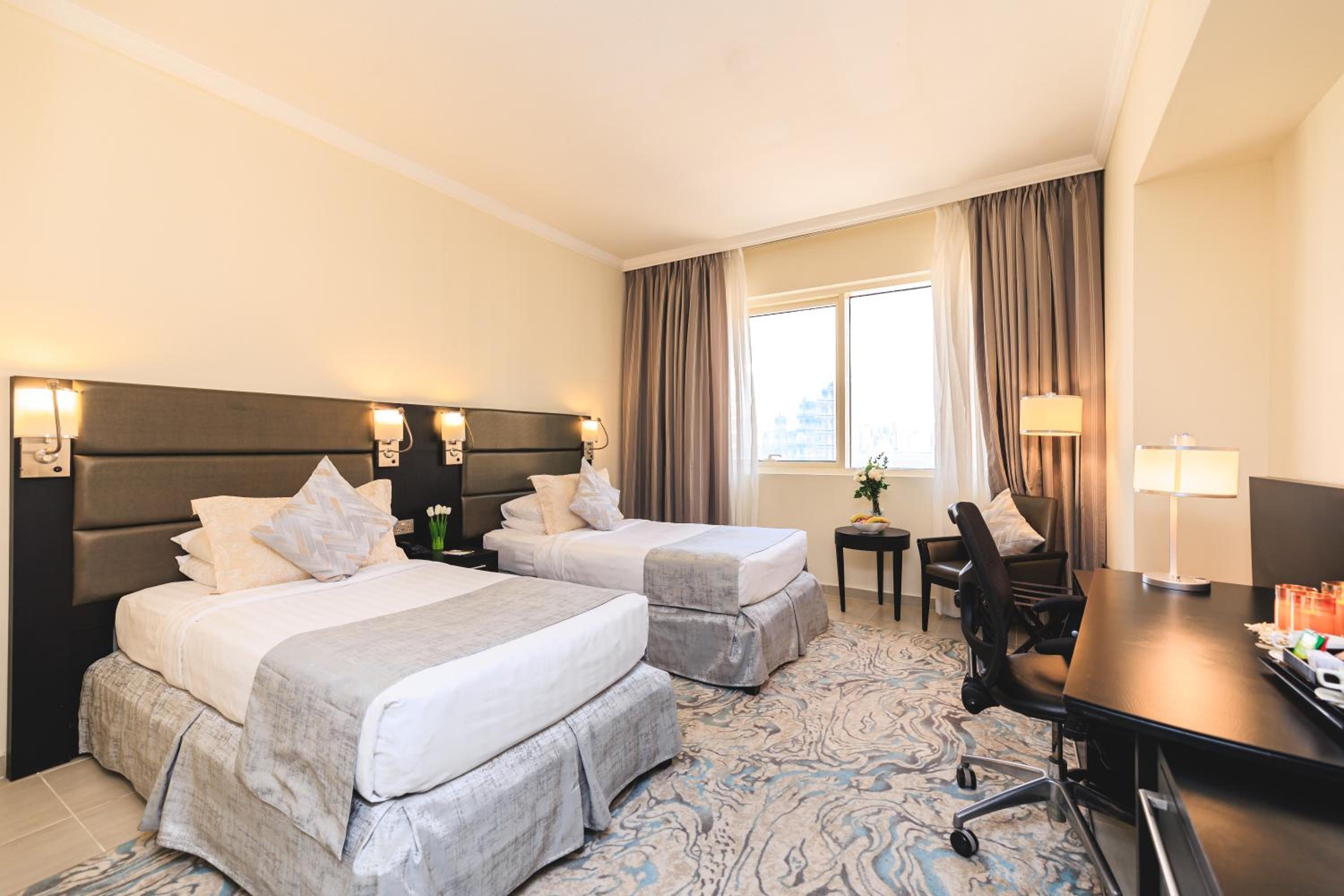 Deluxe Double or Twin Room - Photo 4