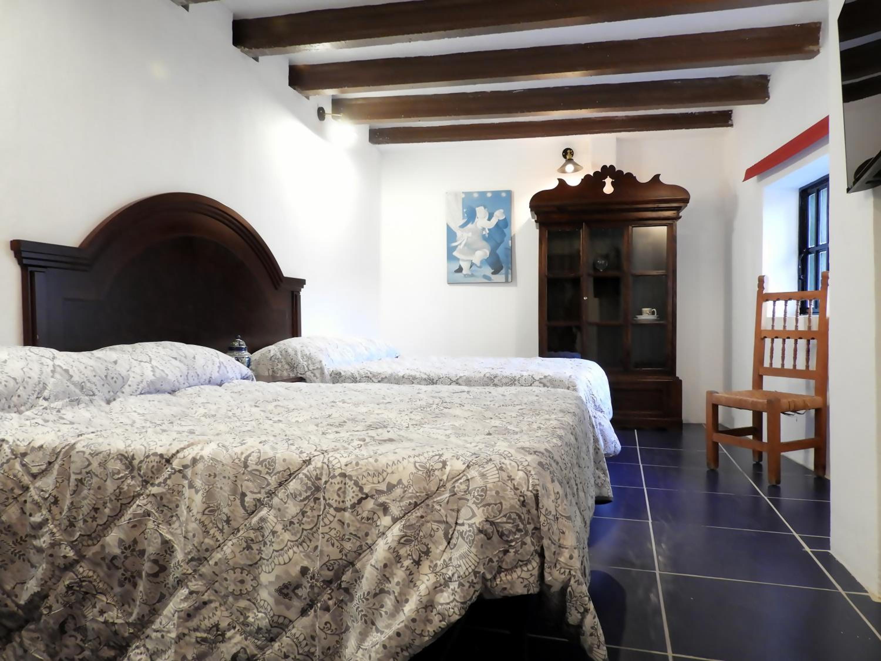 Double Room With Private External Bathroom photo 2