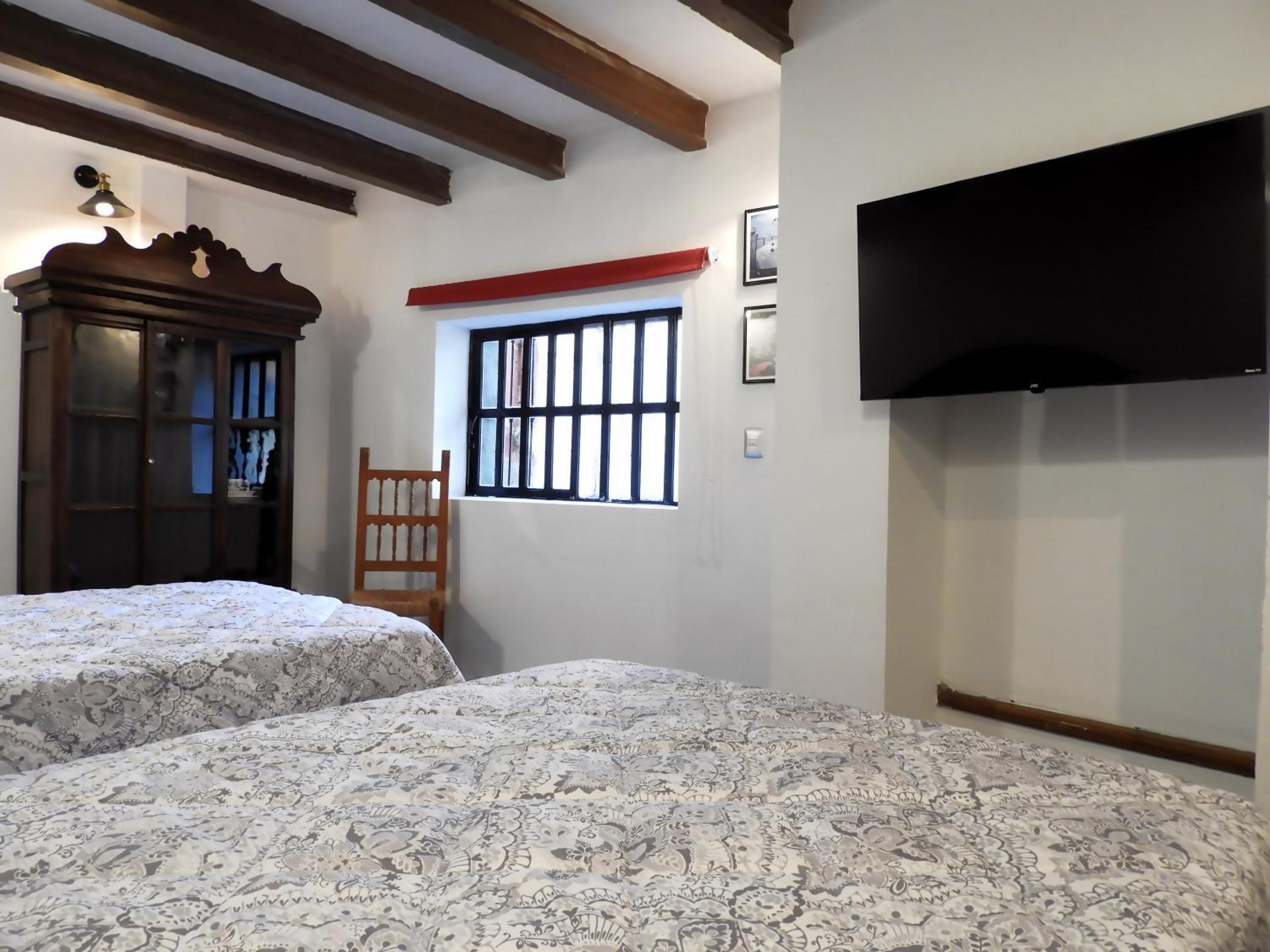 Double Room with Private External Bathroom photo 3