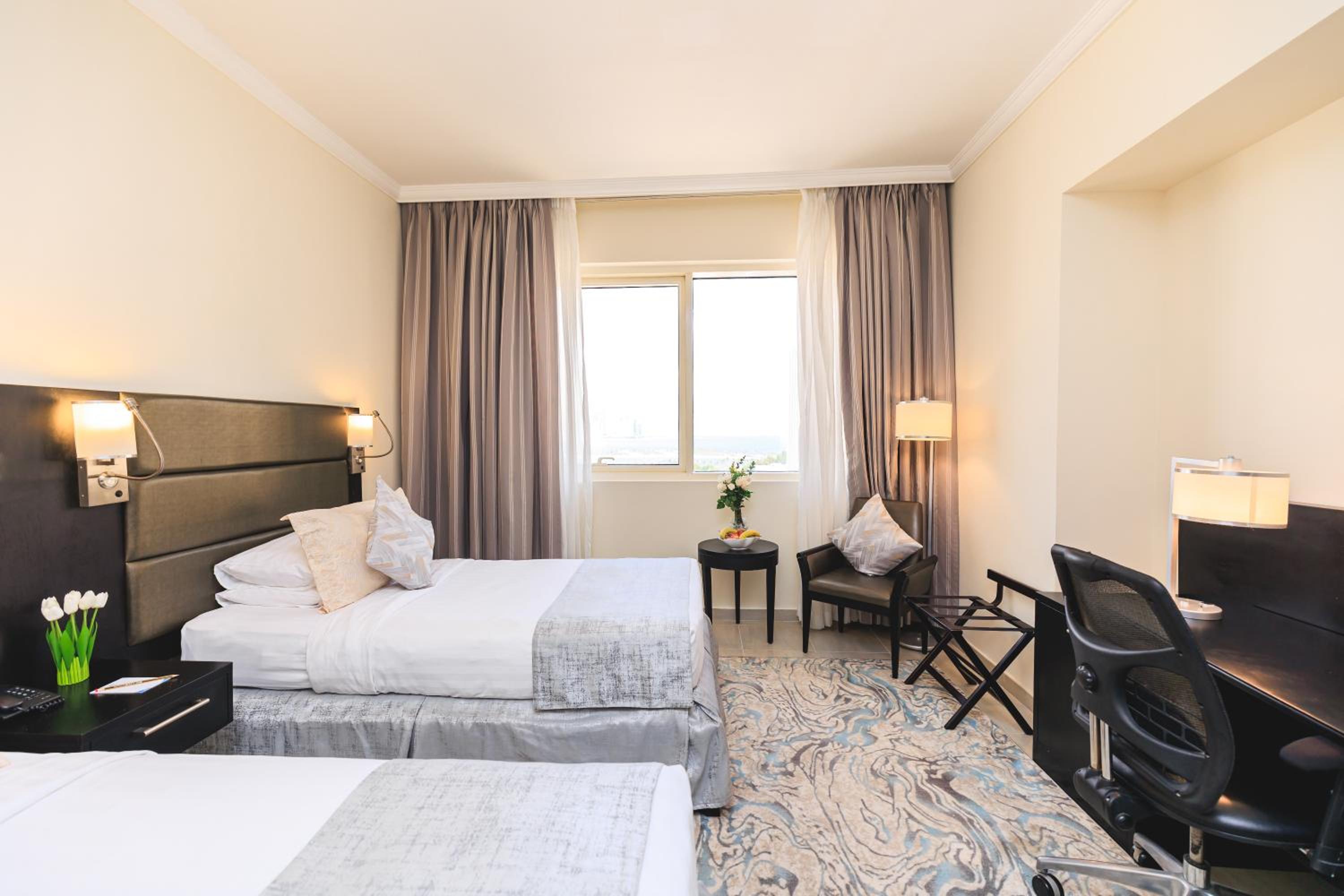 Deluxe Double or Twin Room - Photo 5