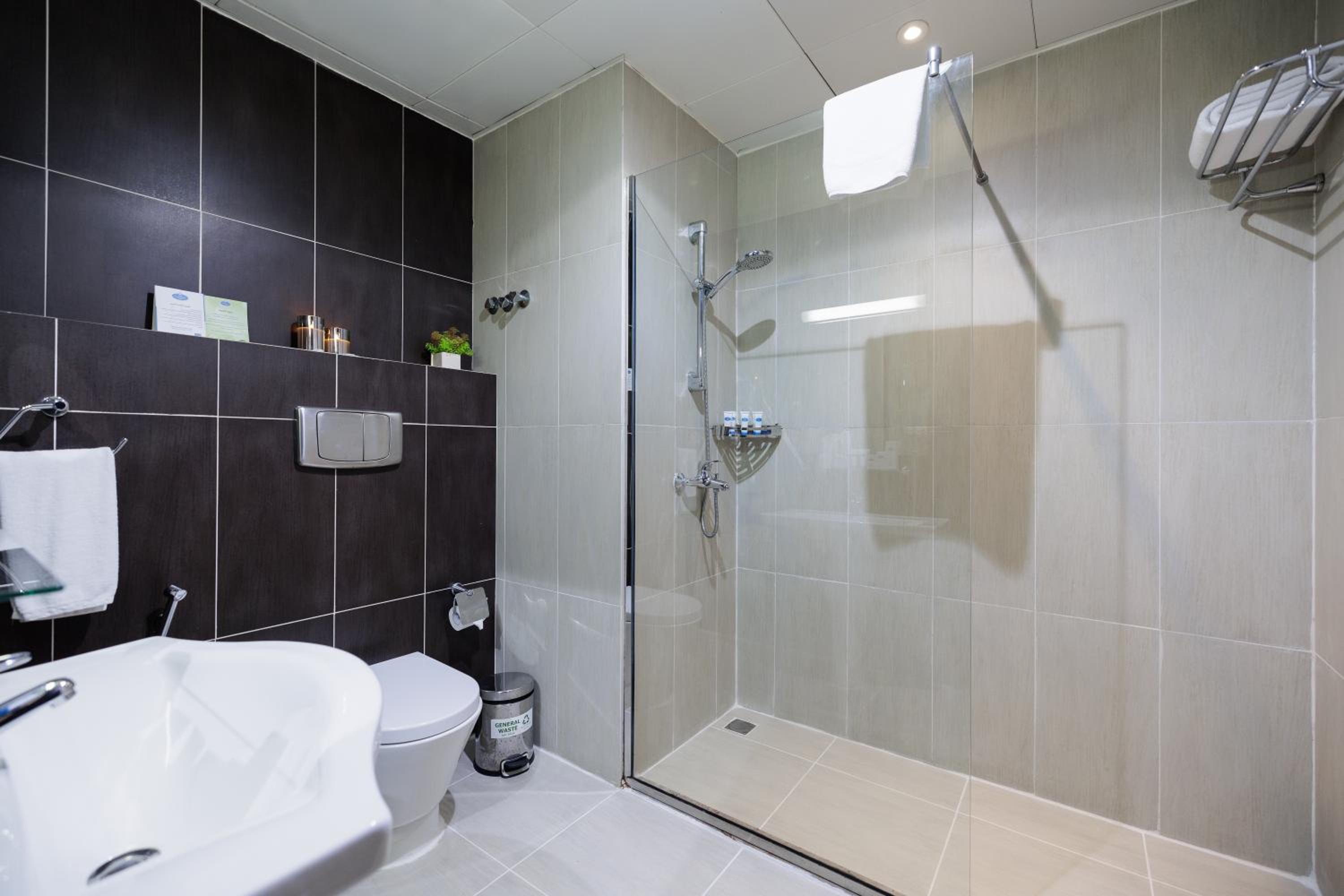 Executive Room with Sea View - Photo 5