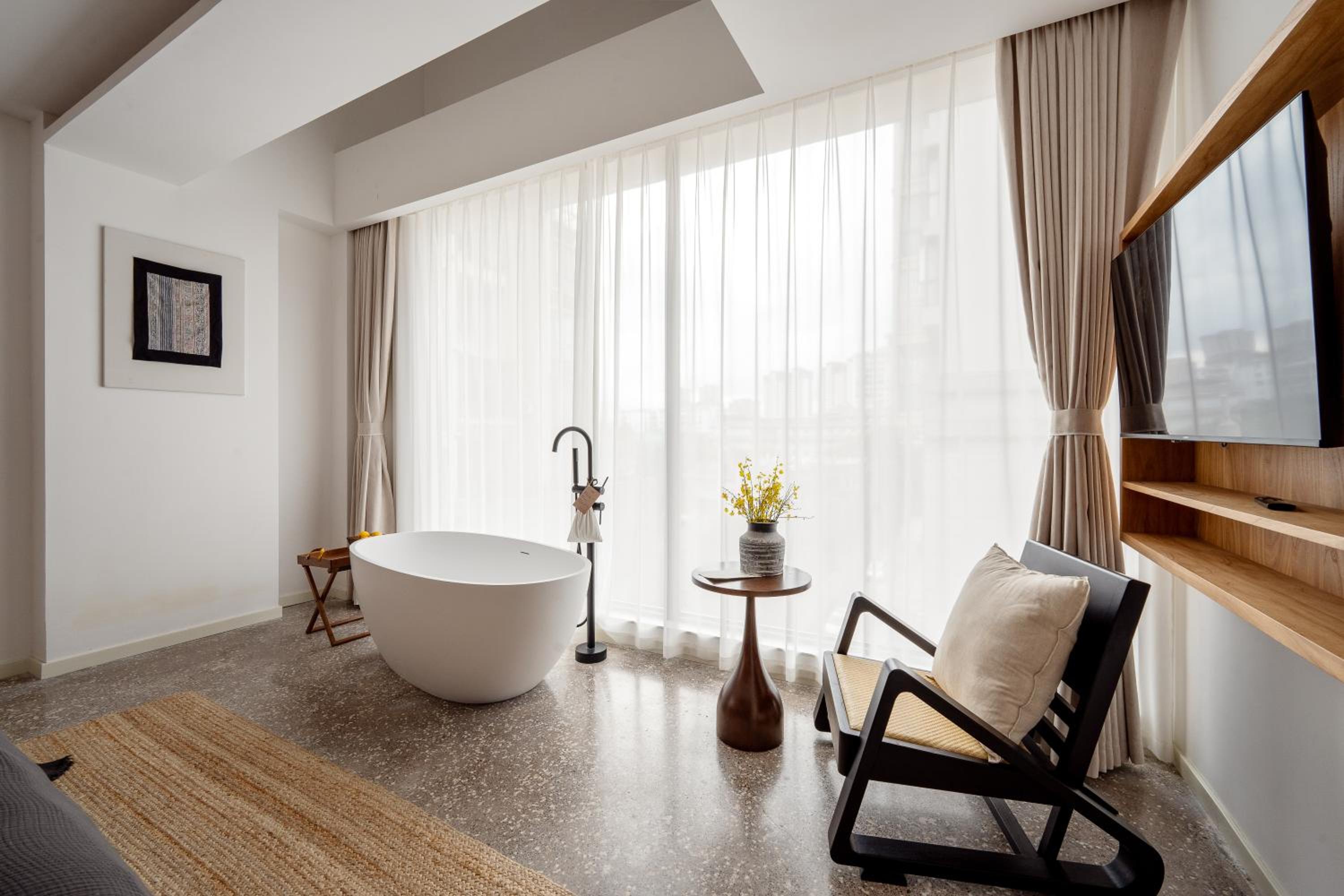 Family Room with Private Bathroom photo 1