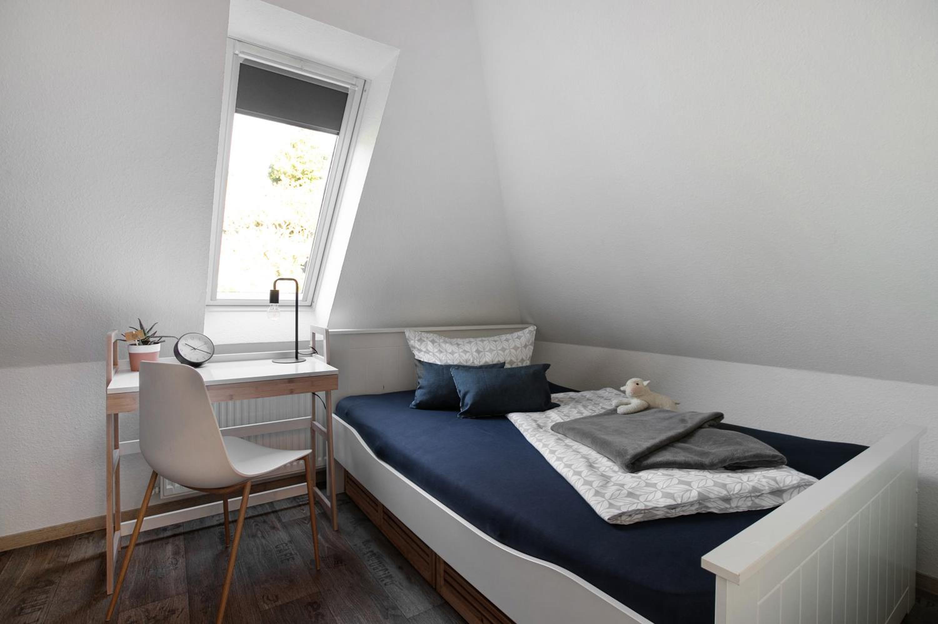 Two-Bedroom Deluxe Apartment with Garden View