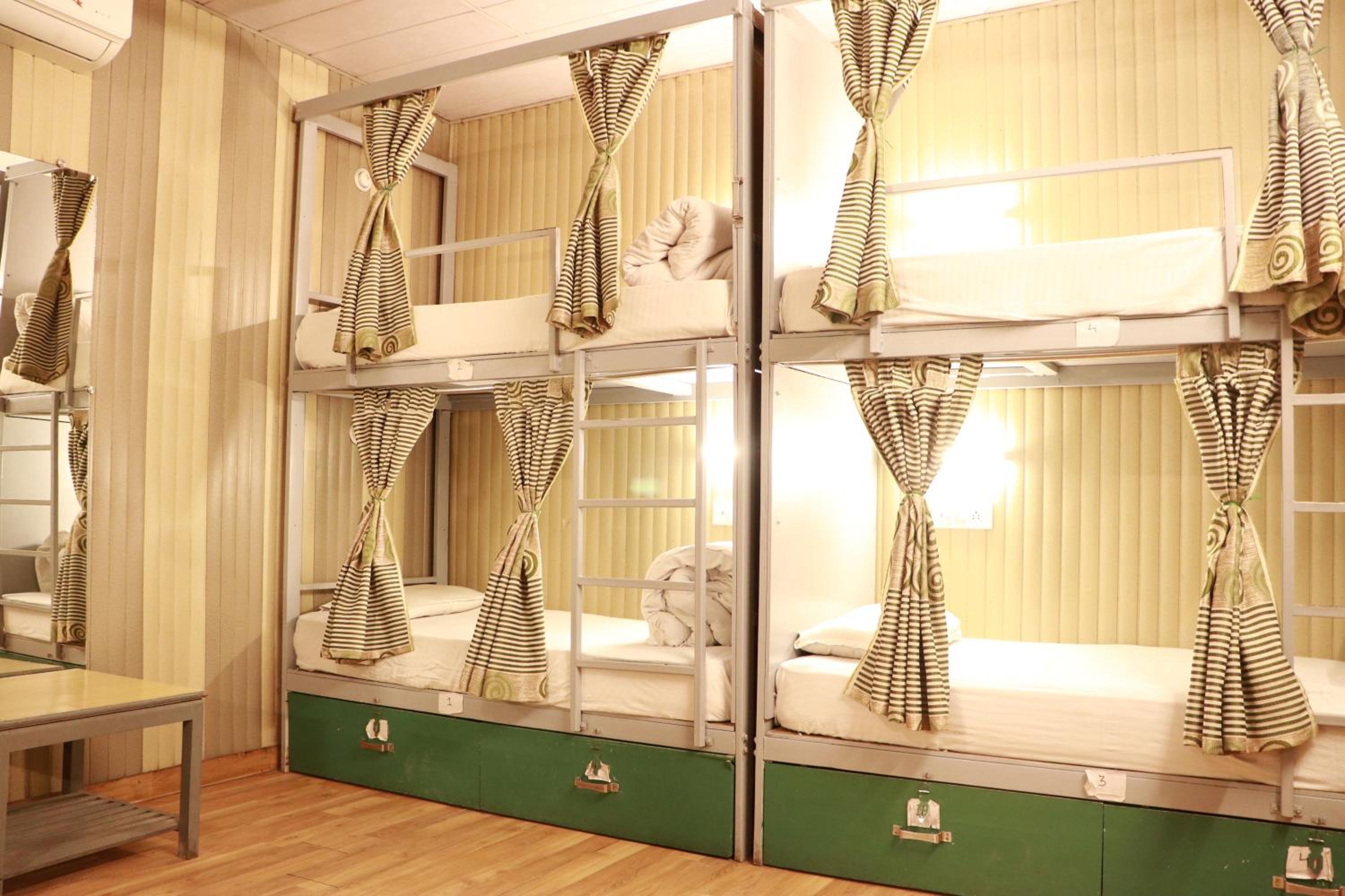 Bed in 6-Bed Dormitory Room photo 1